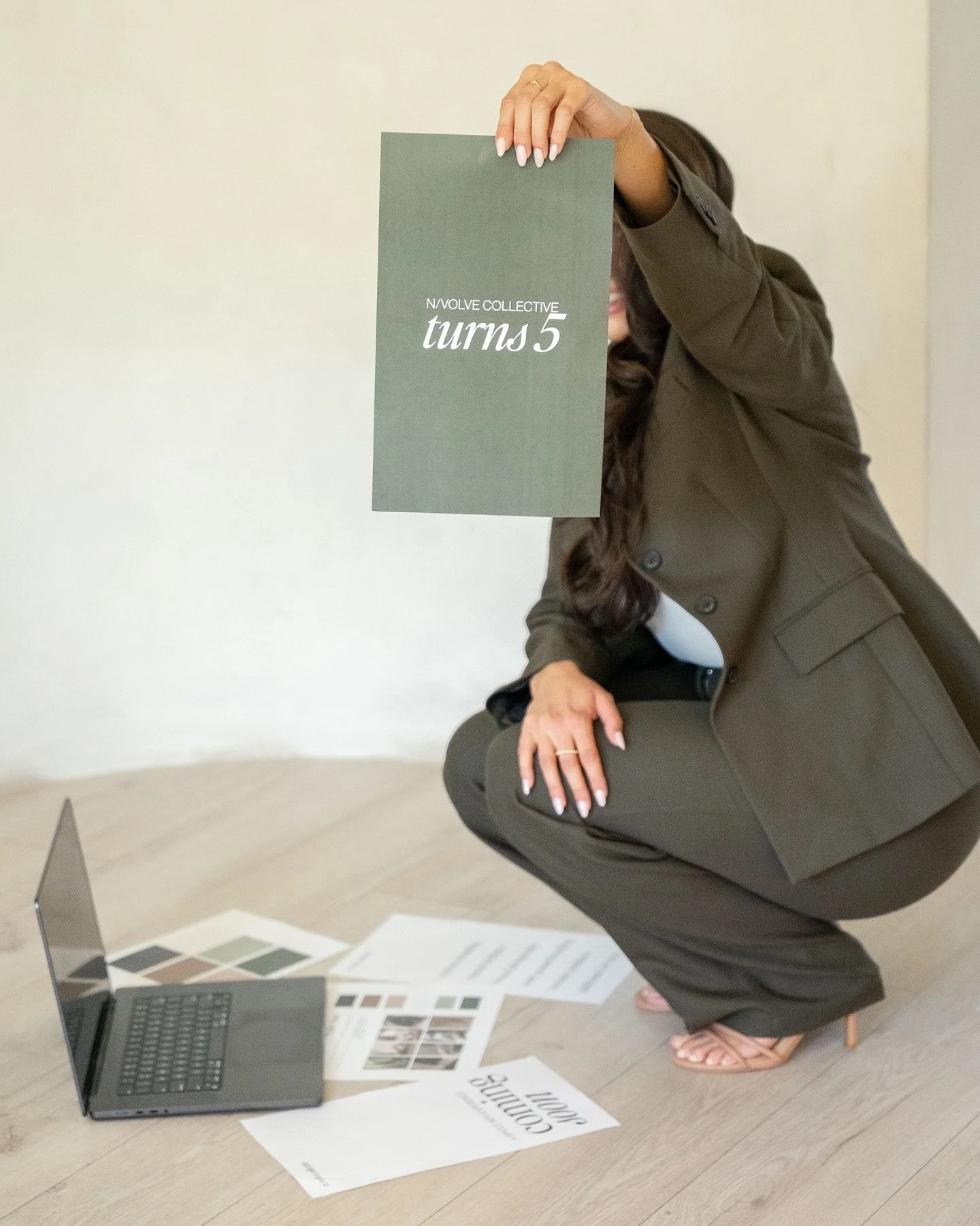 Want to know the real story behind 5 years of n/volve collective?

It wasn&rsquo;t always pretty. There were:

☑️ 3am panic attacks about whether I was &ldquo;expert enough&rdquo;

☑️ Proposals that got rejected because &ldquo;we charge too much&rdqu