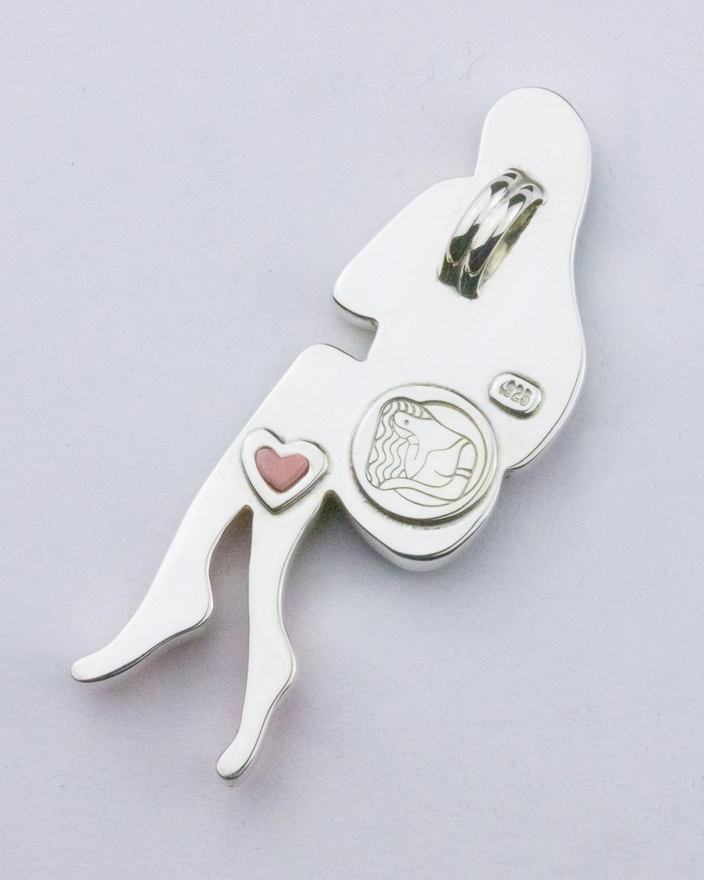 What is a jewelry maker’s mark?