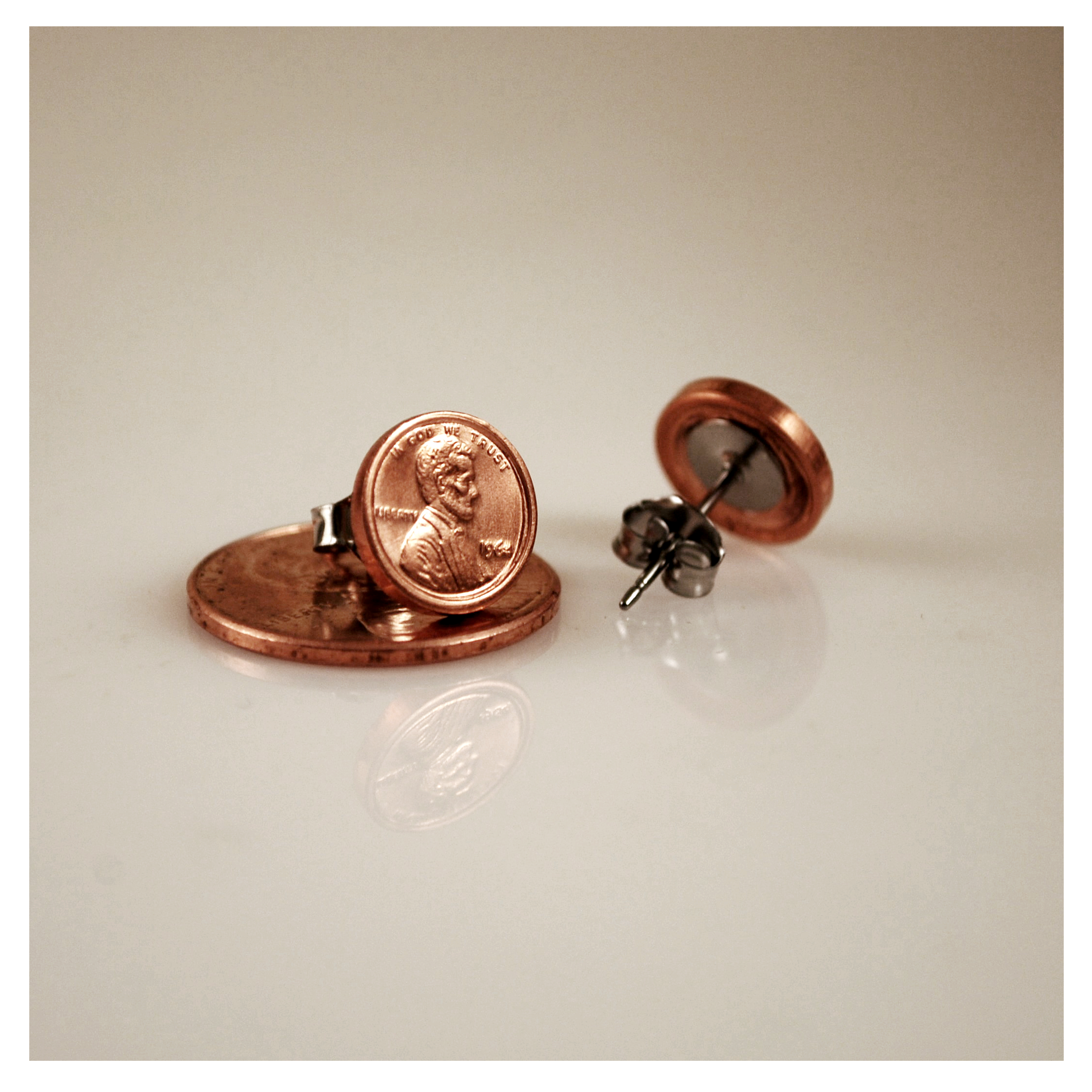 Details about   Penny Stud Earrings ~ Crafted From Real Pennies ~ Unisex ~ Handmade to Order