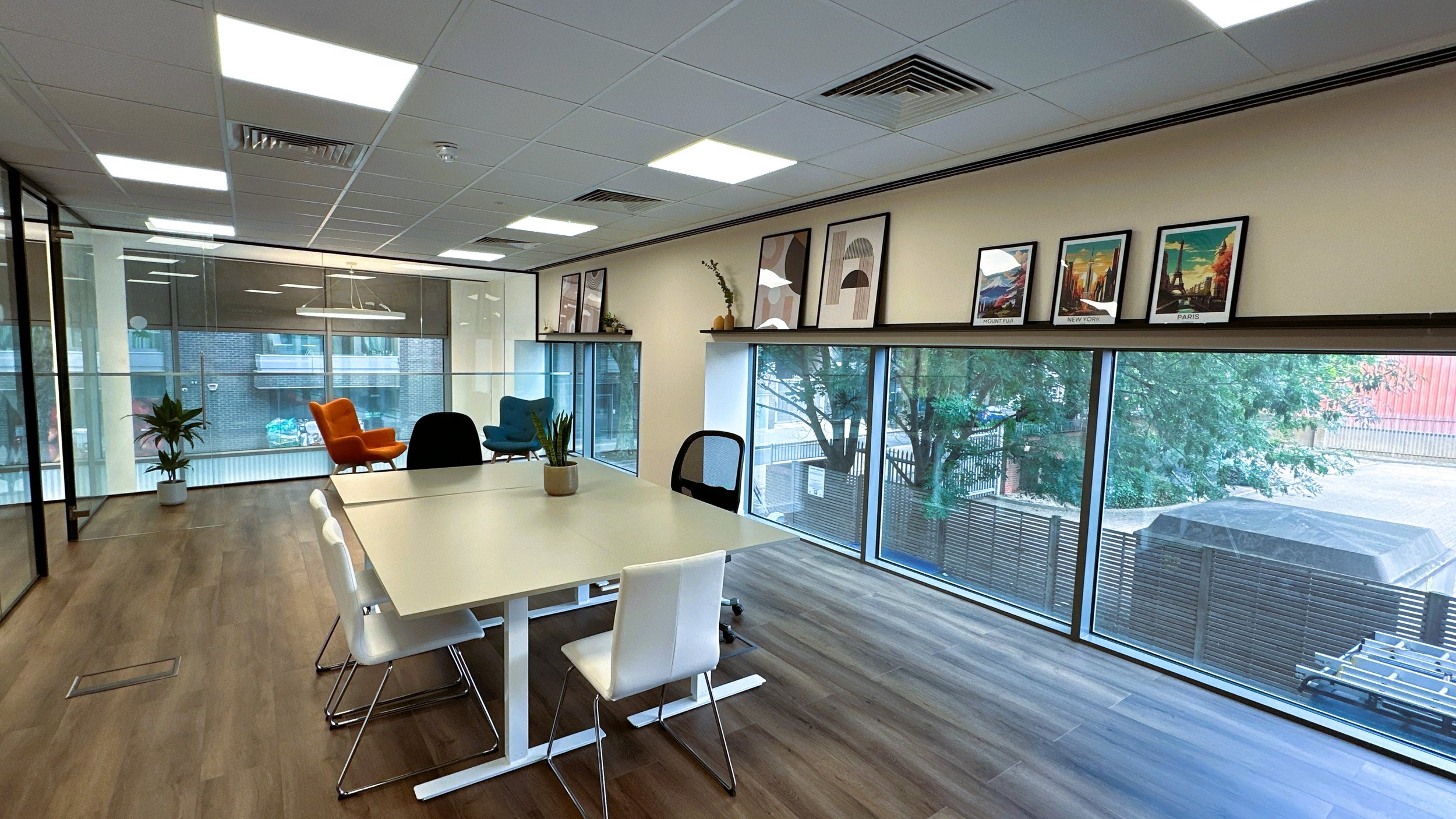 September 2025 | LET | 6 Onyx, 102 Camley Street, London N1C 4PF