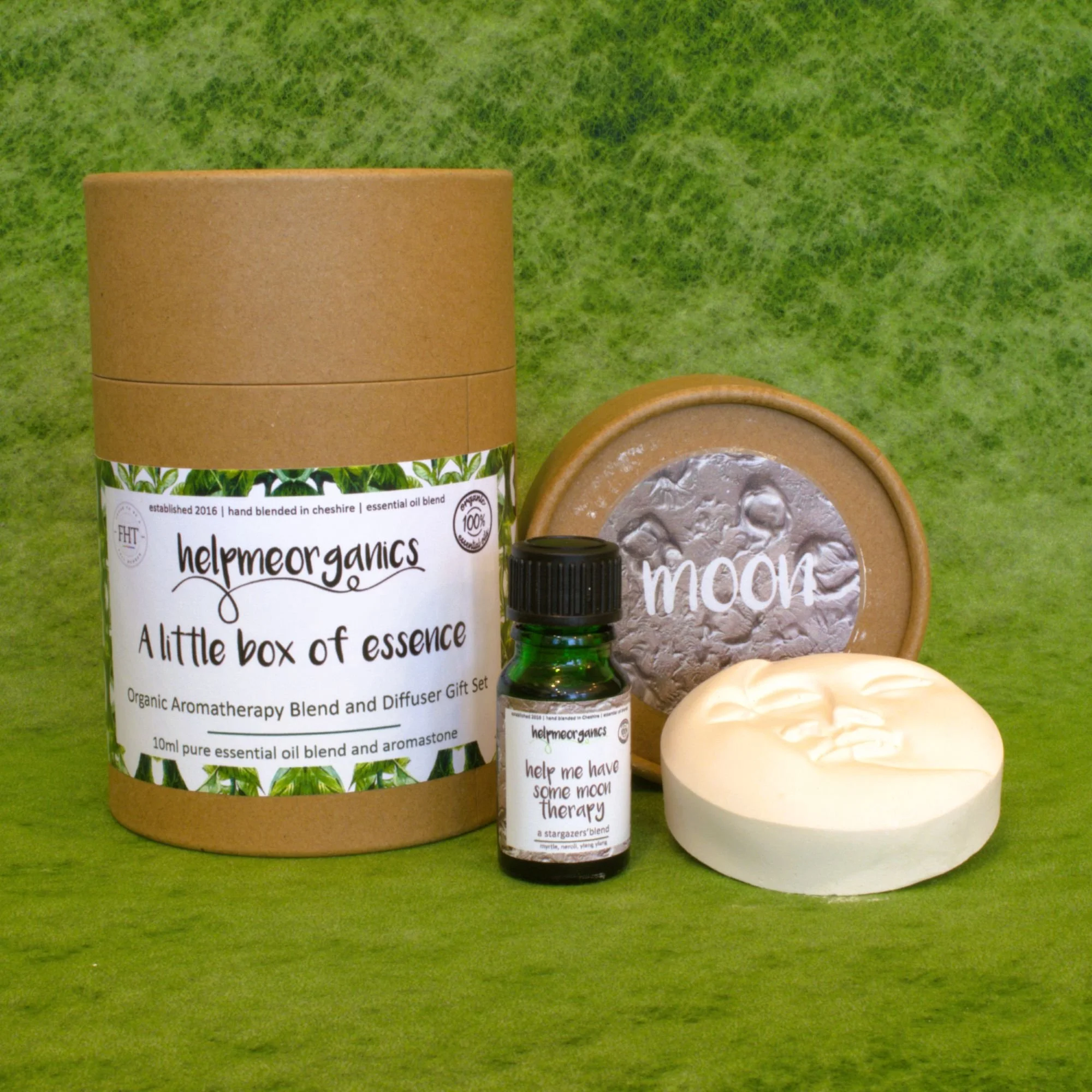 Little Box of Moon Therapy Essence gift set