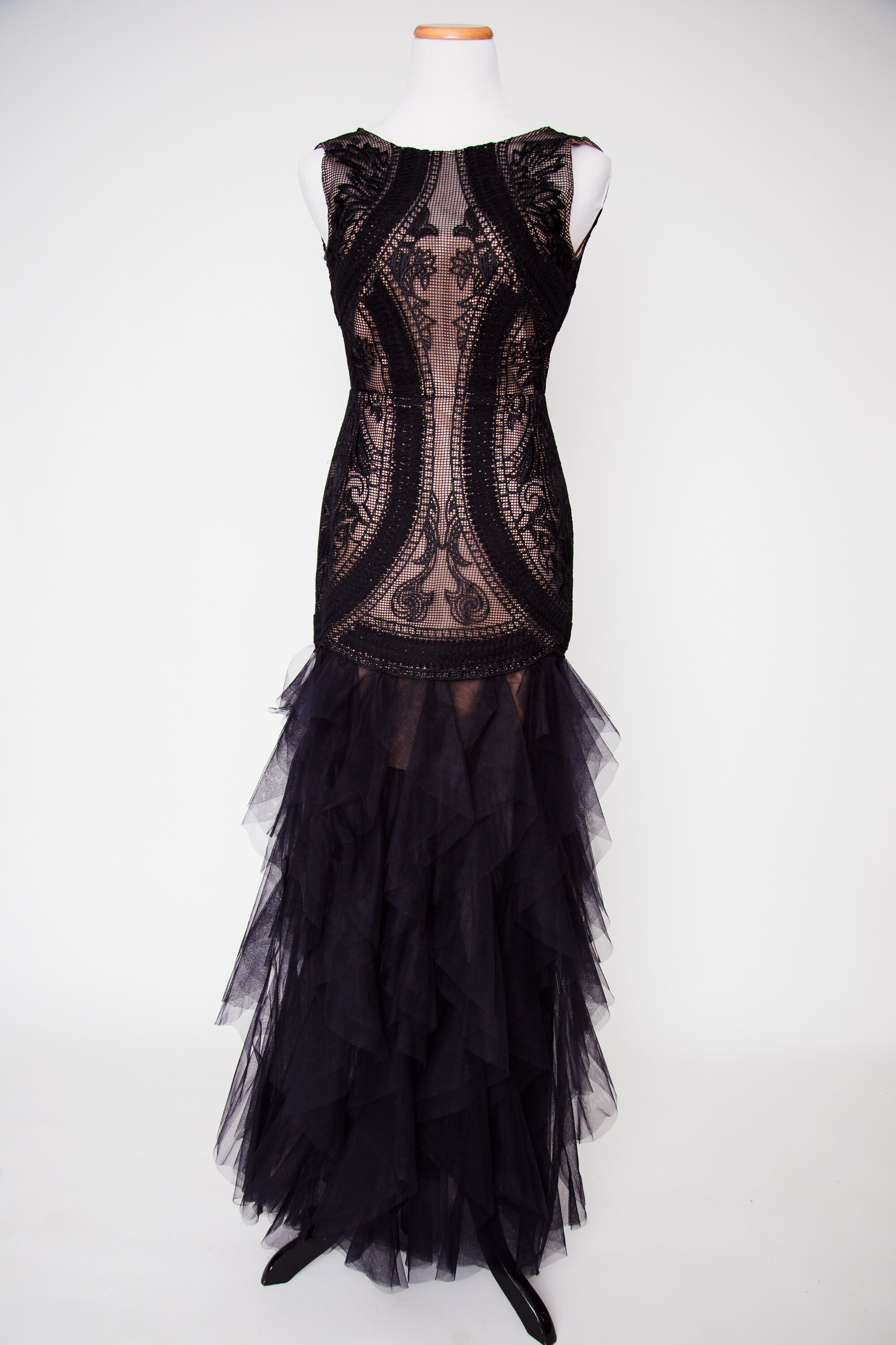 Color black lace, Size 2