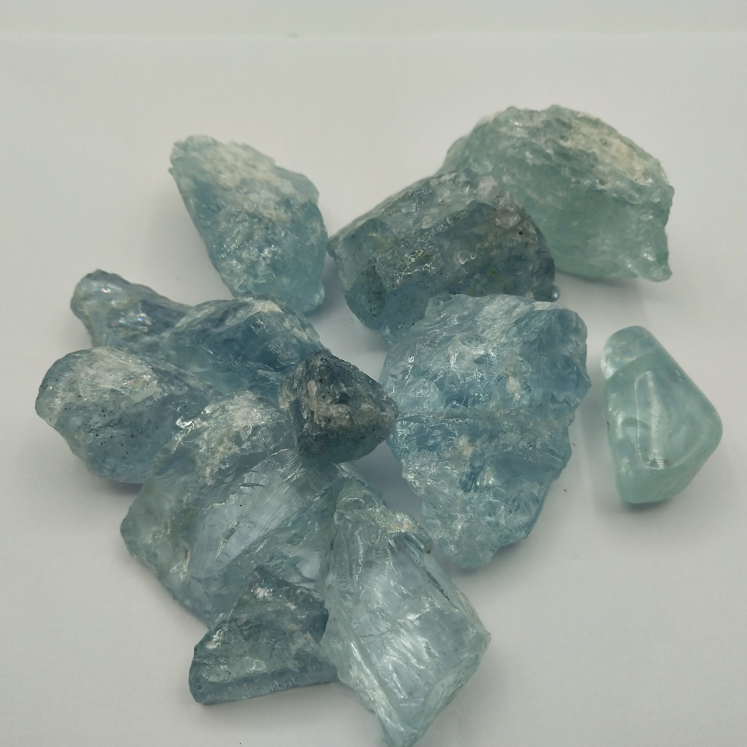 ROUGH AQUAMARINE