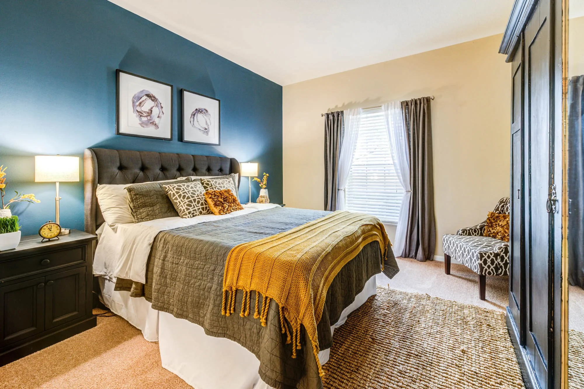 Gallery Hilliard, OH Apartments & Townhomes — Heritage Green