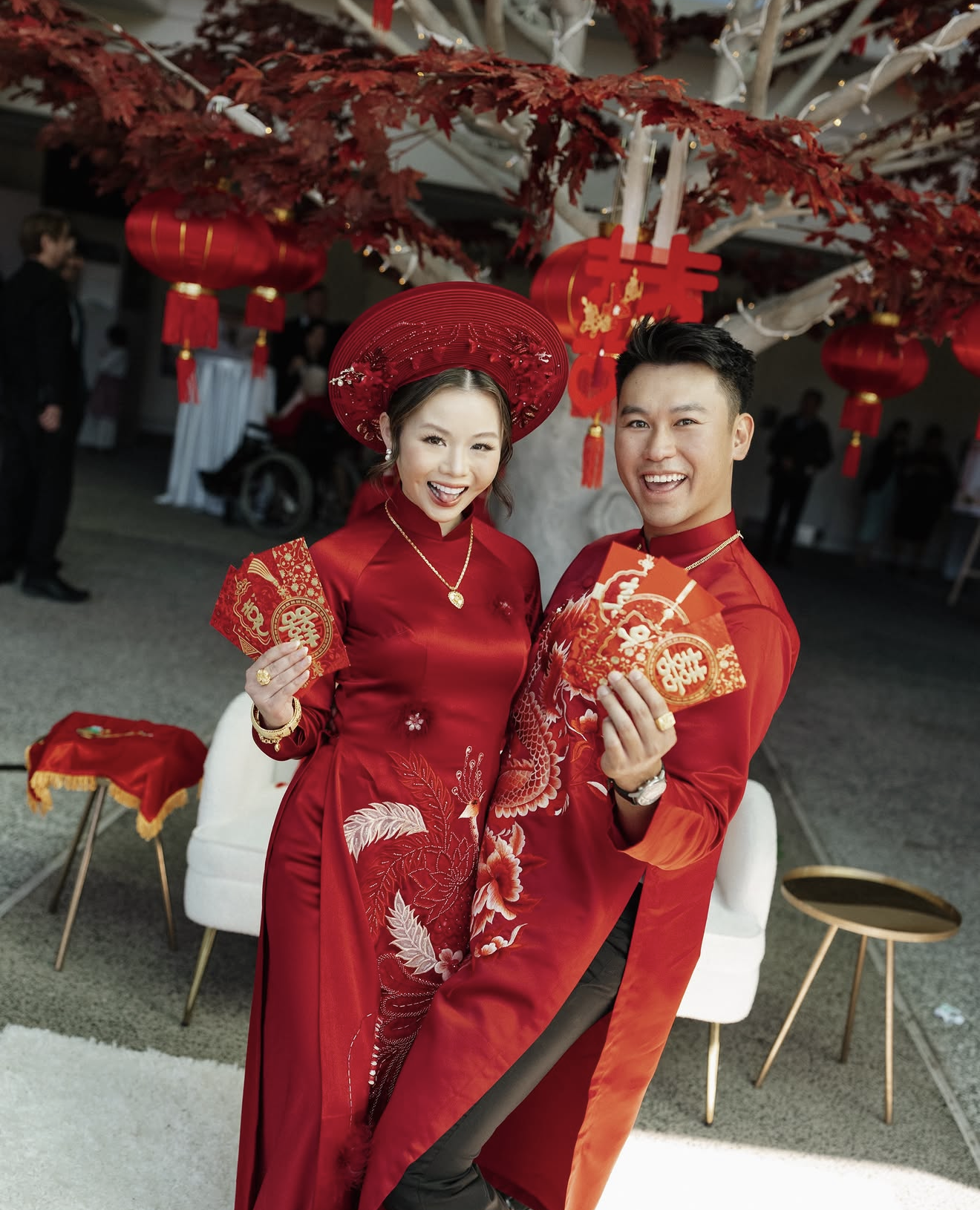 Autumn-Grove-Events-Chinese-Lantern-Wedding.png