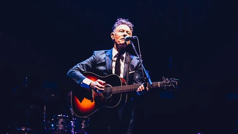 4B: Lyle Lovett