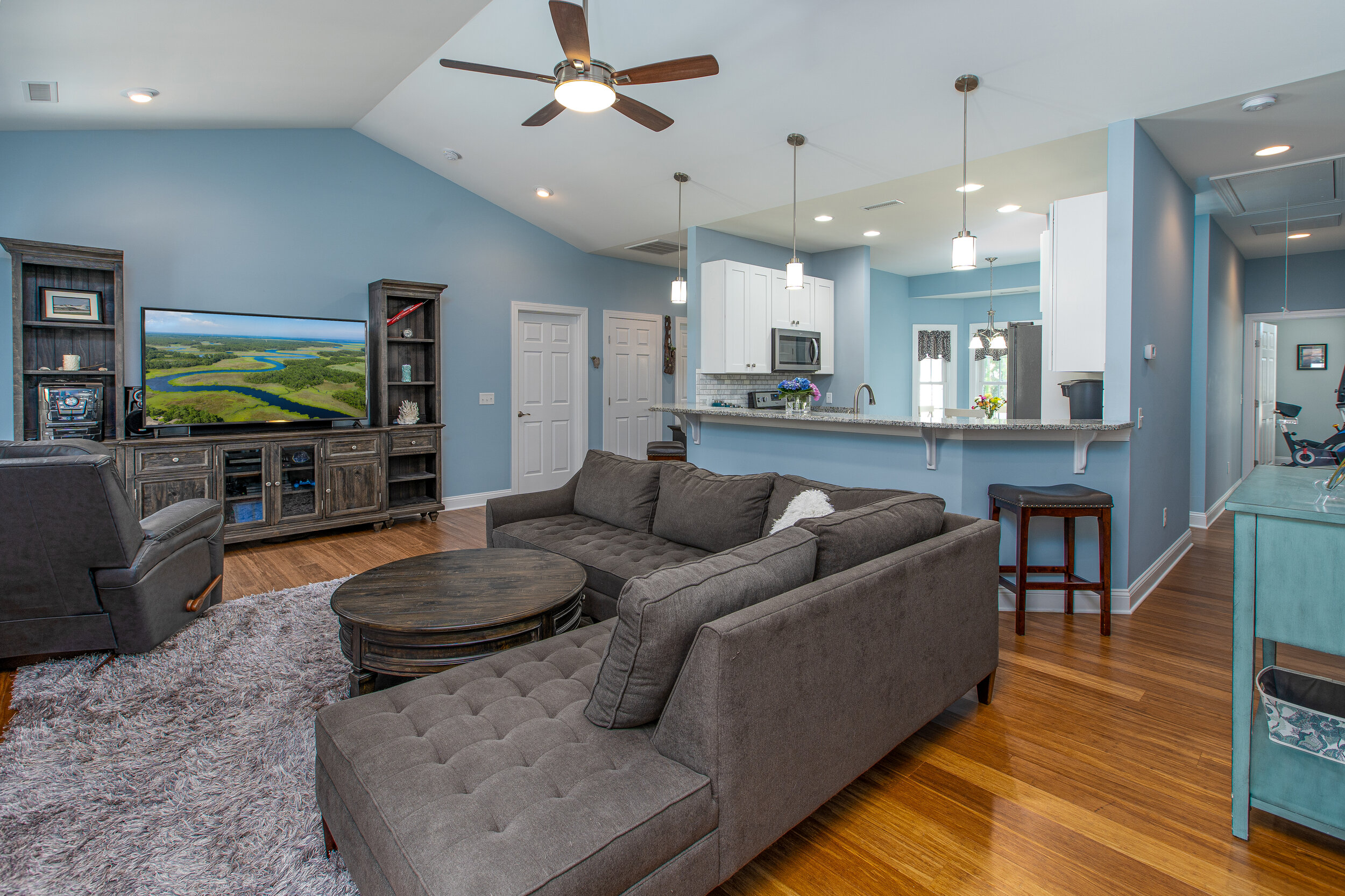 living room 3.1.jpg