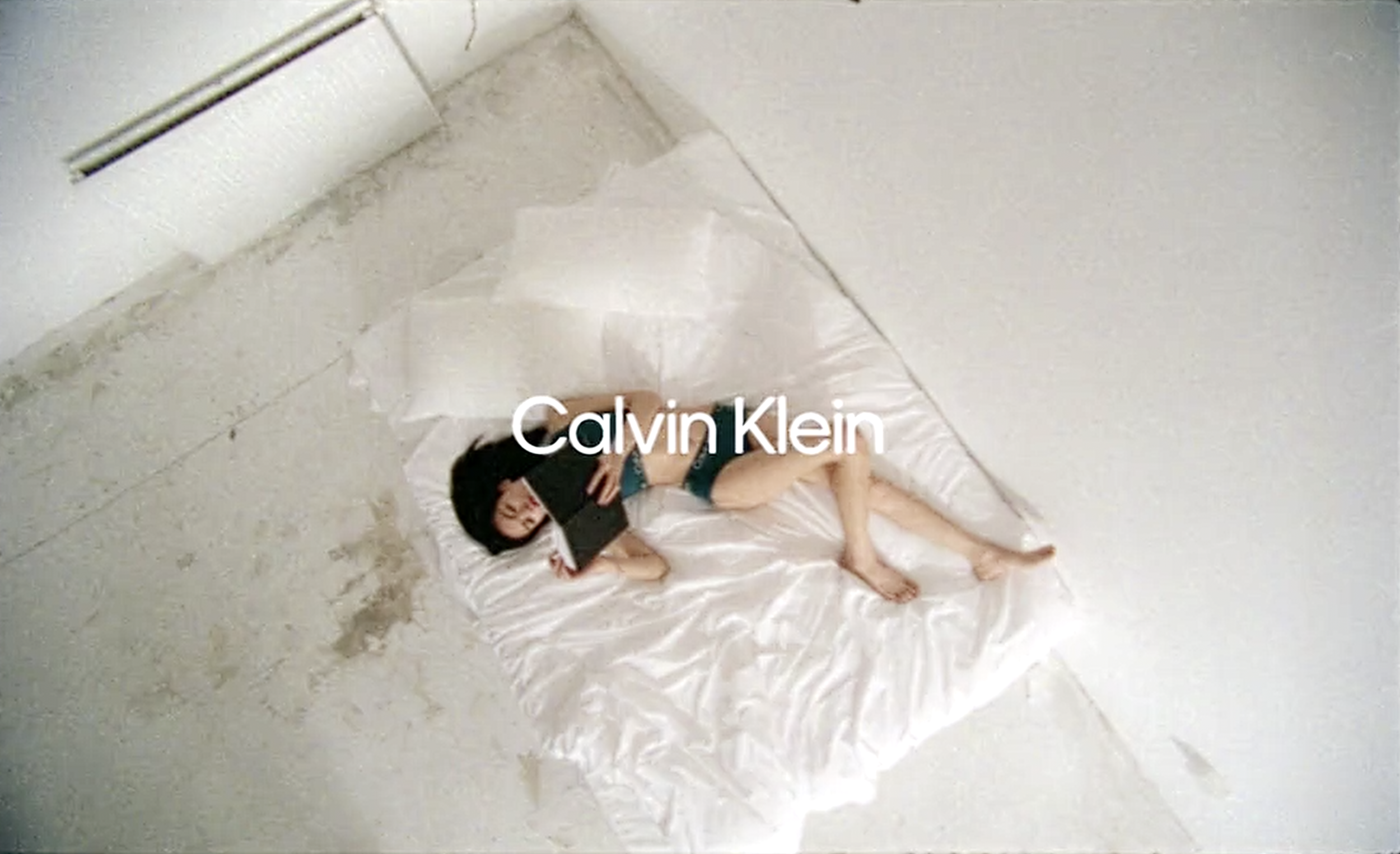 Calvin Klein 2021
