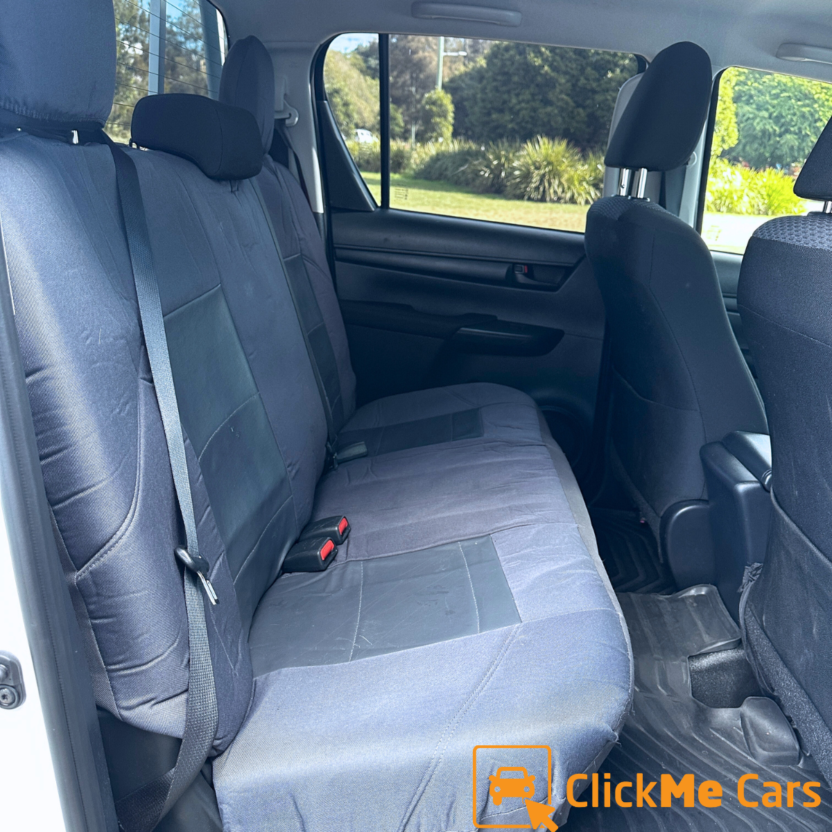 Interior 2.png