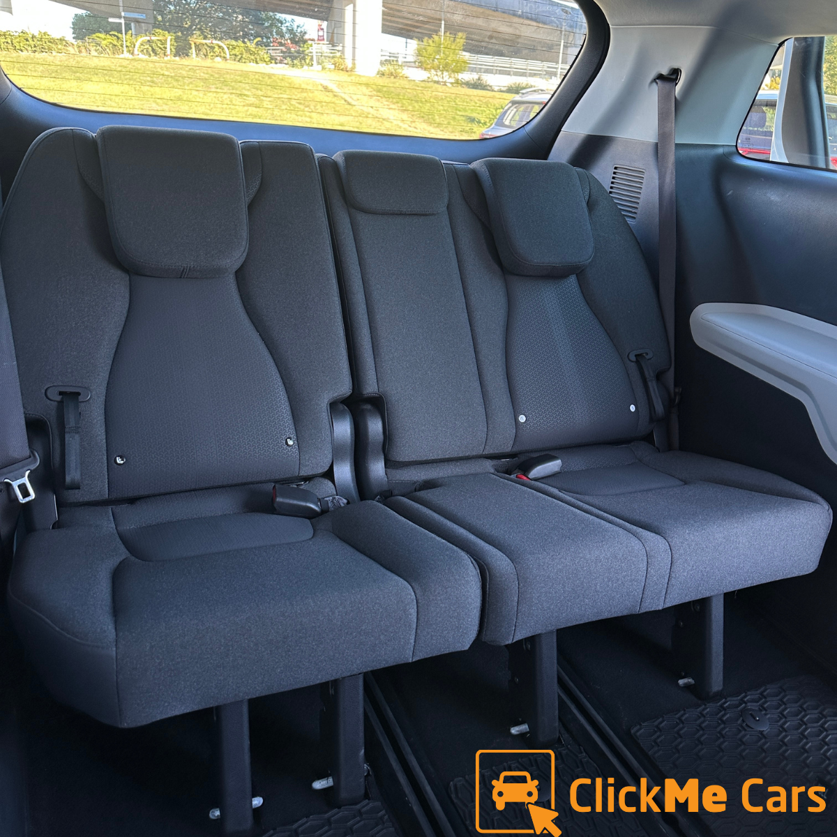 Interior 3.png