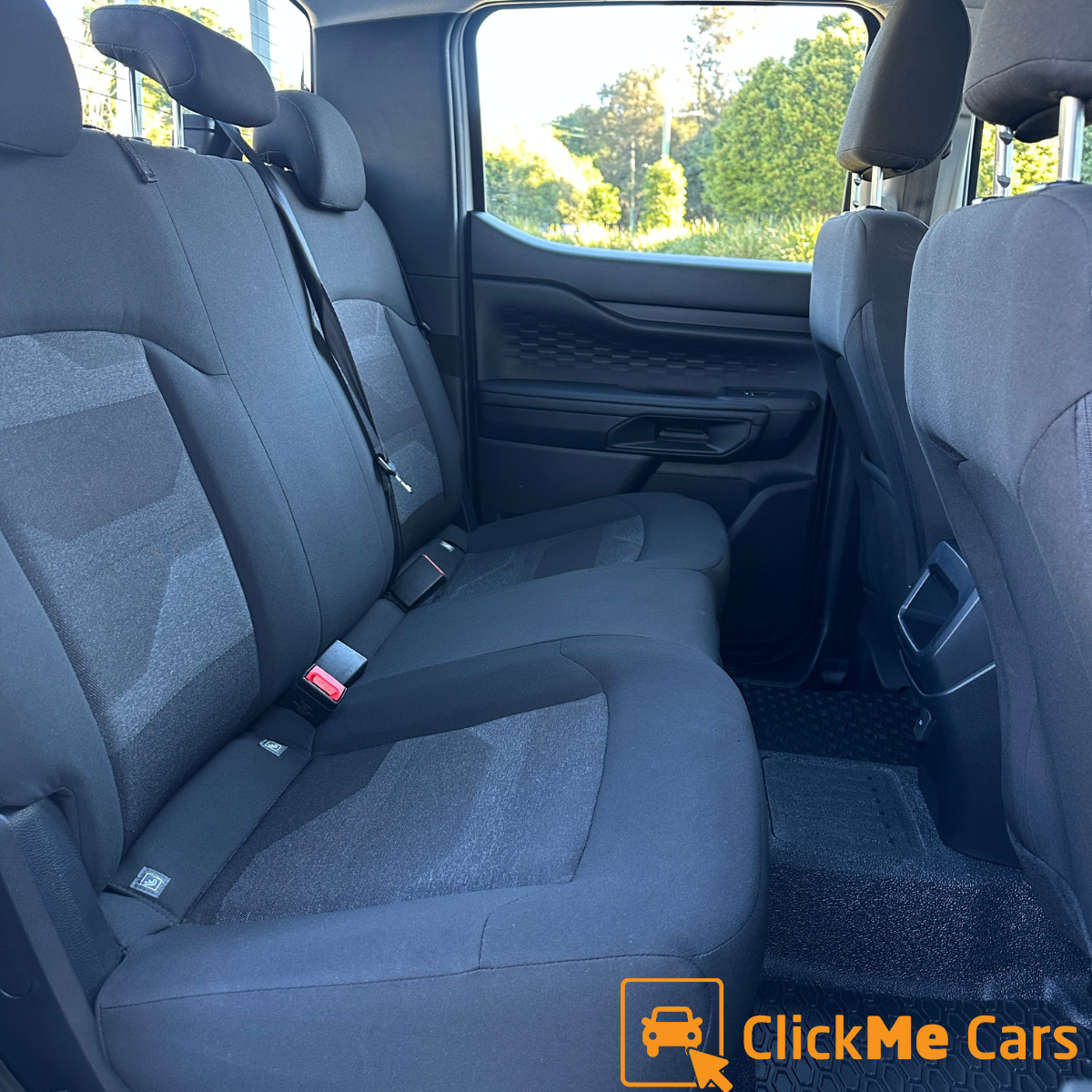 Interior 2.png