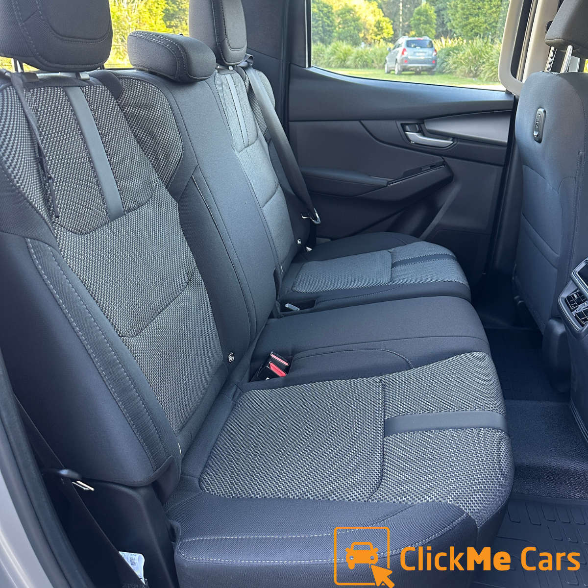 Interior 2.png