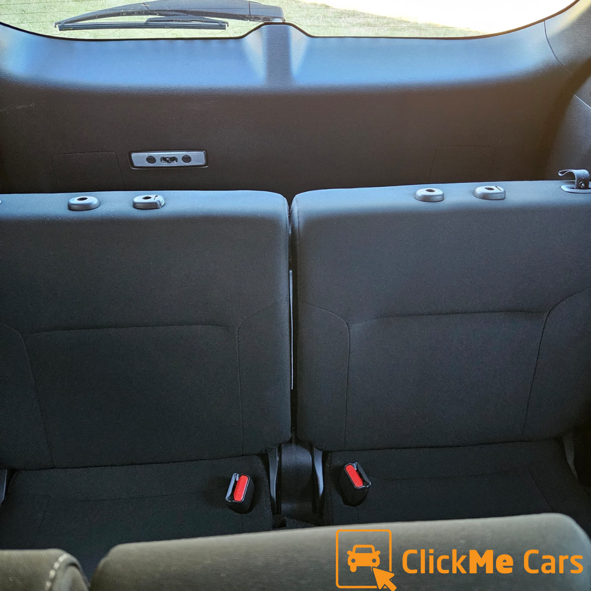 Interior 4.png