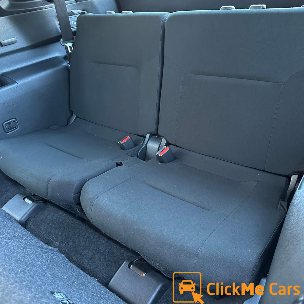 Interior 4.png