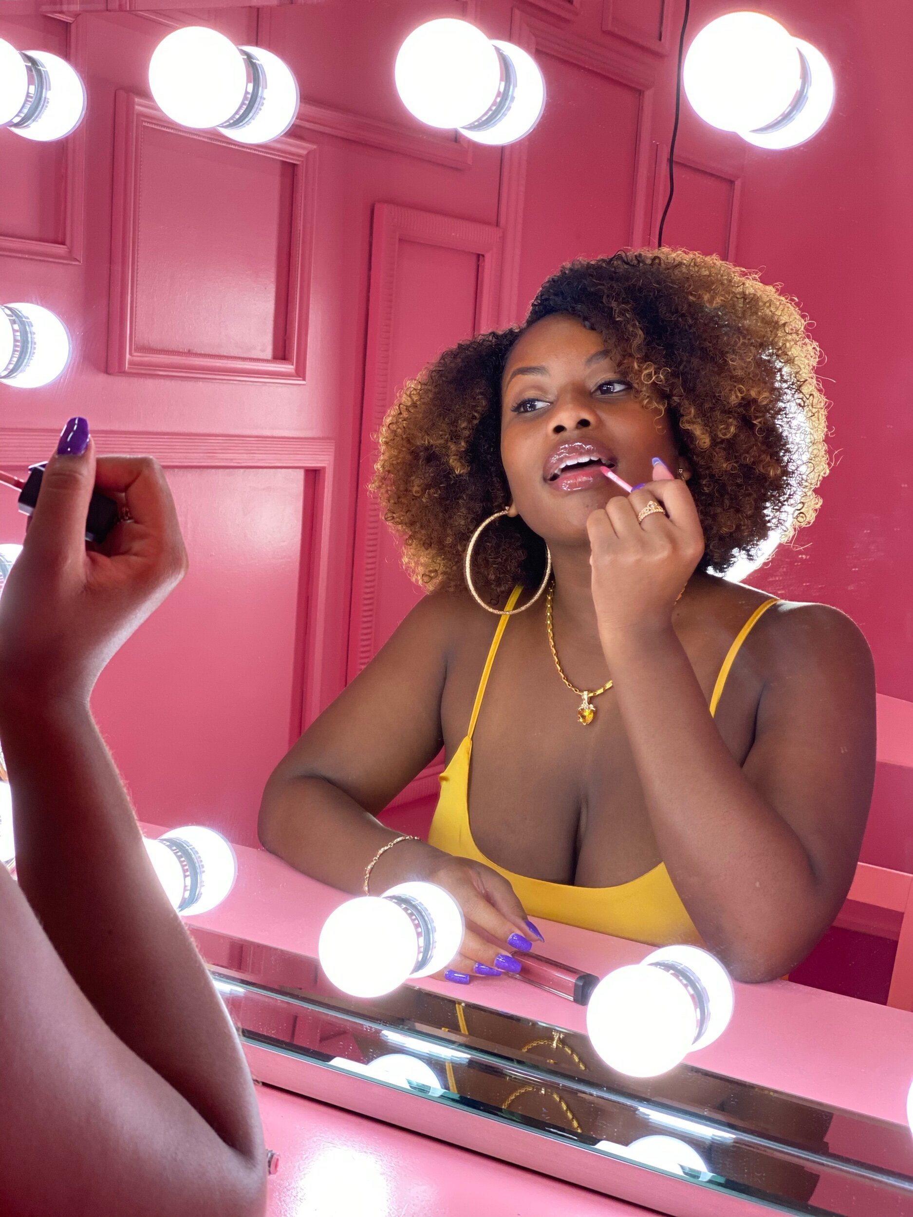 E22D21C3-773C-480A-BB70-E0C2B045A6B8