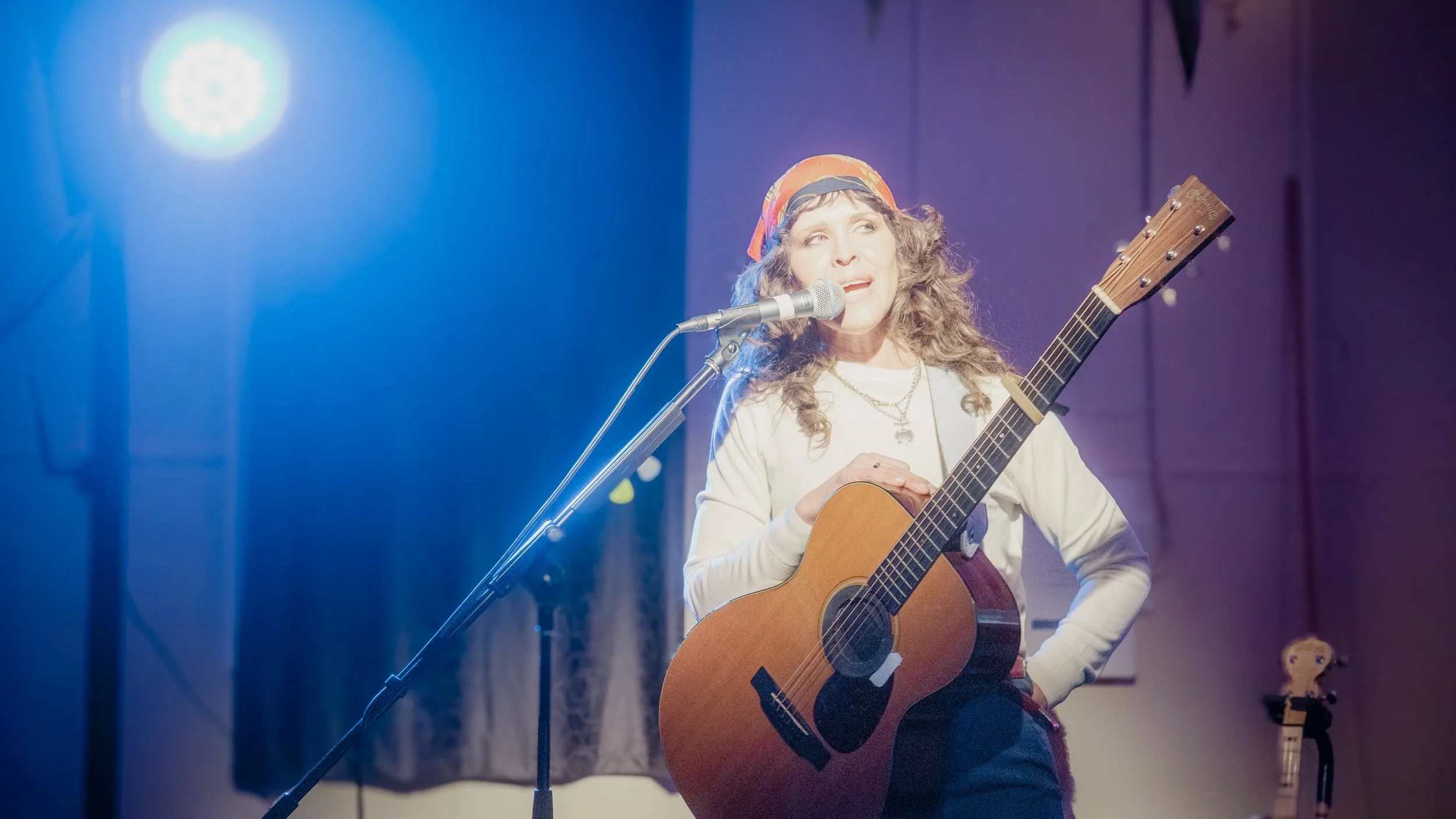 Fanny Lumsden for Nowa Nowa Live
