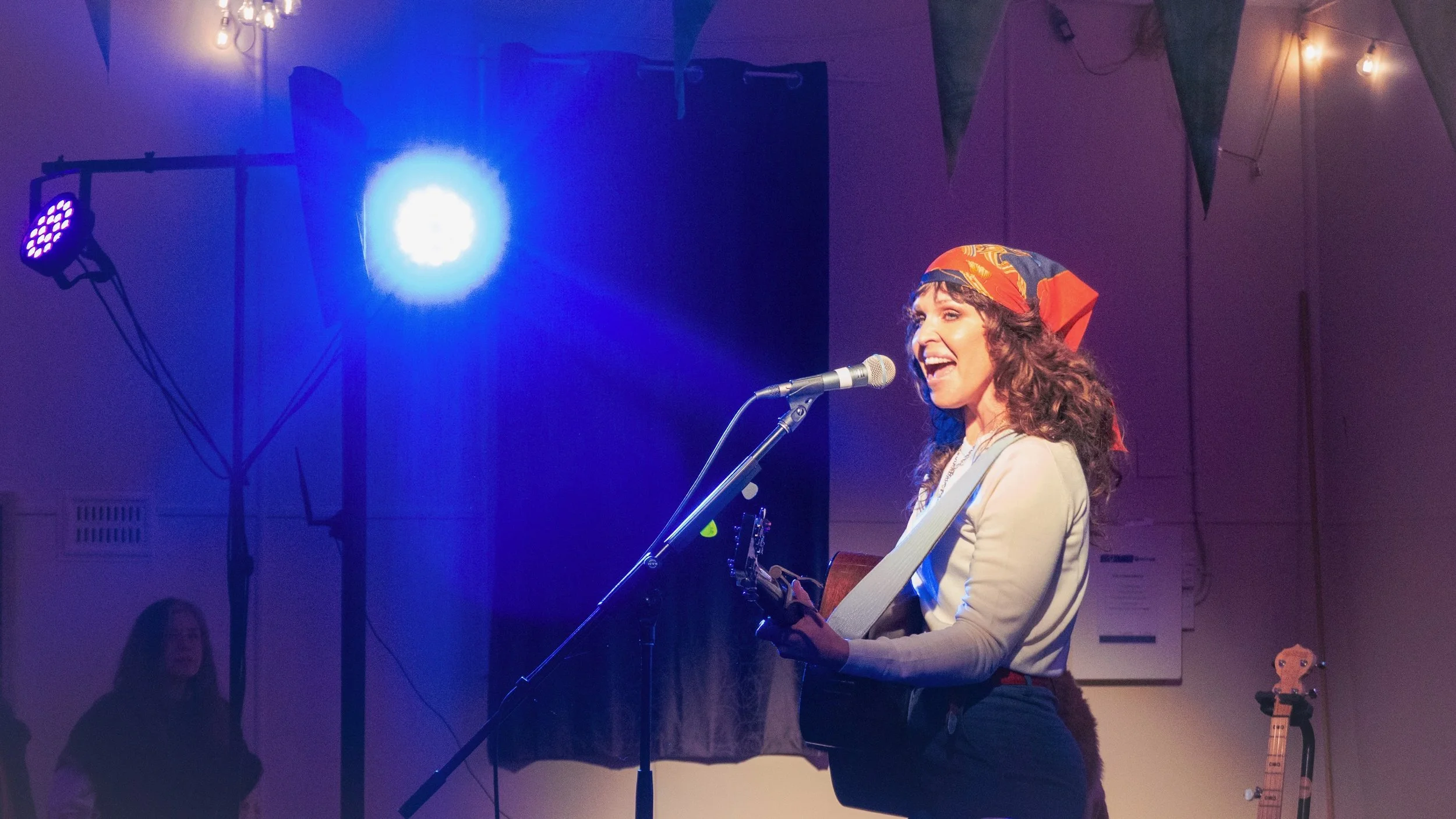 Fanny Lumsden for Nowa Nowa Live