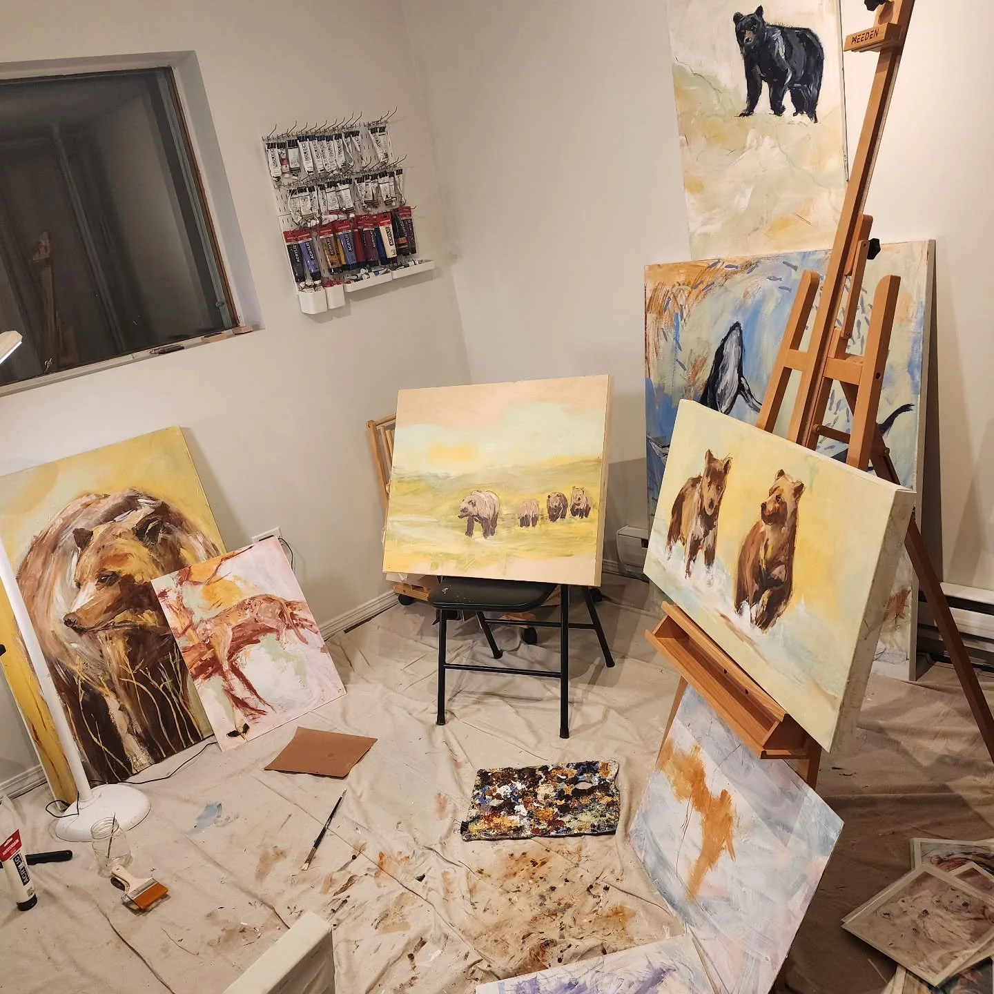 So happy to finally have some time and space to get stuck in and finish some of these paintings, some have been sitting around for months and even years, waiting for the finishing touches or next layer. I've been trying to keep up with painting as mu