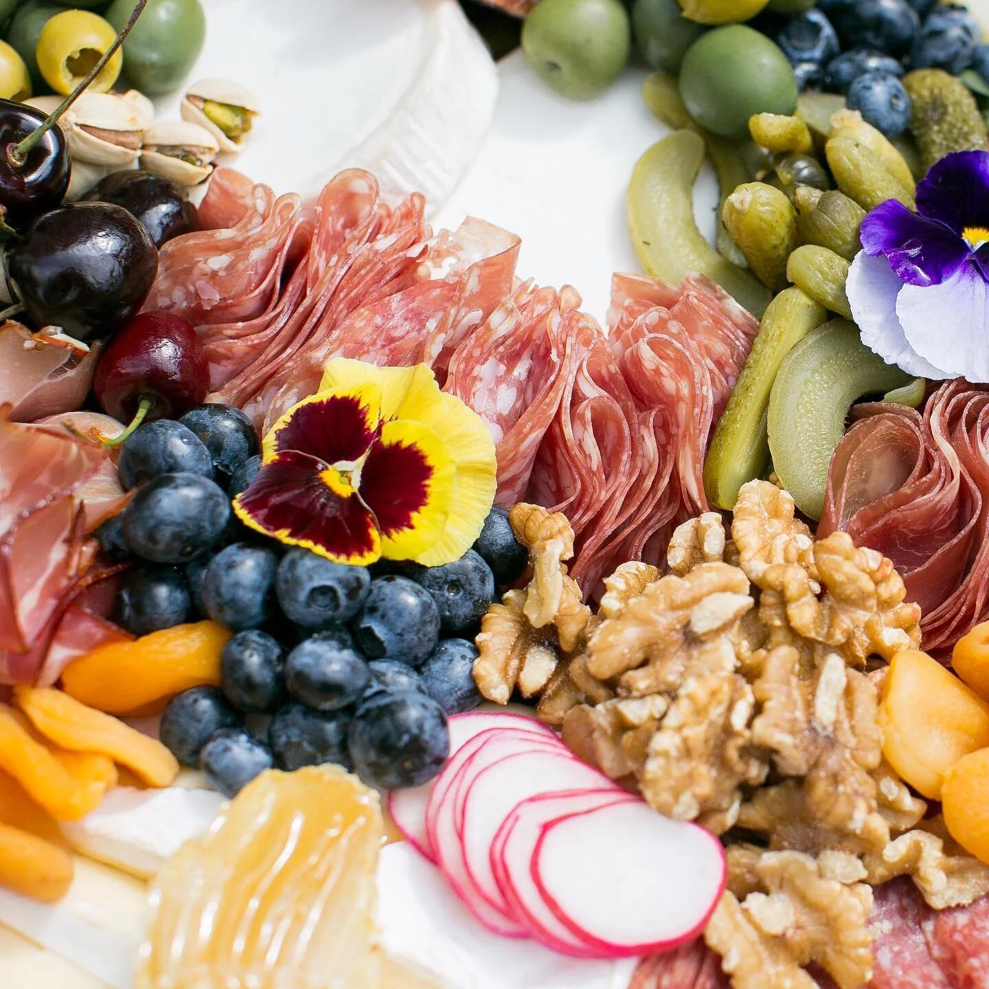 OLIVE & PICKLE Grazing Tables, Boxes and Platters