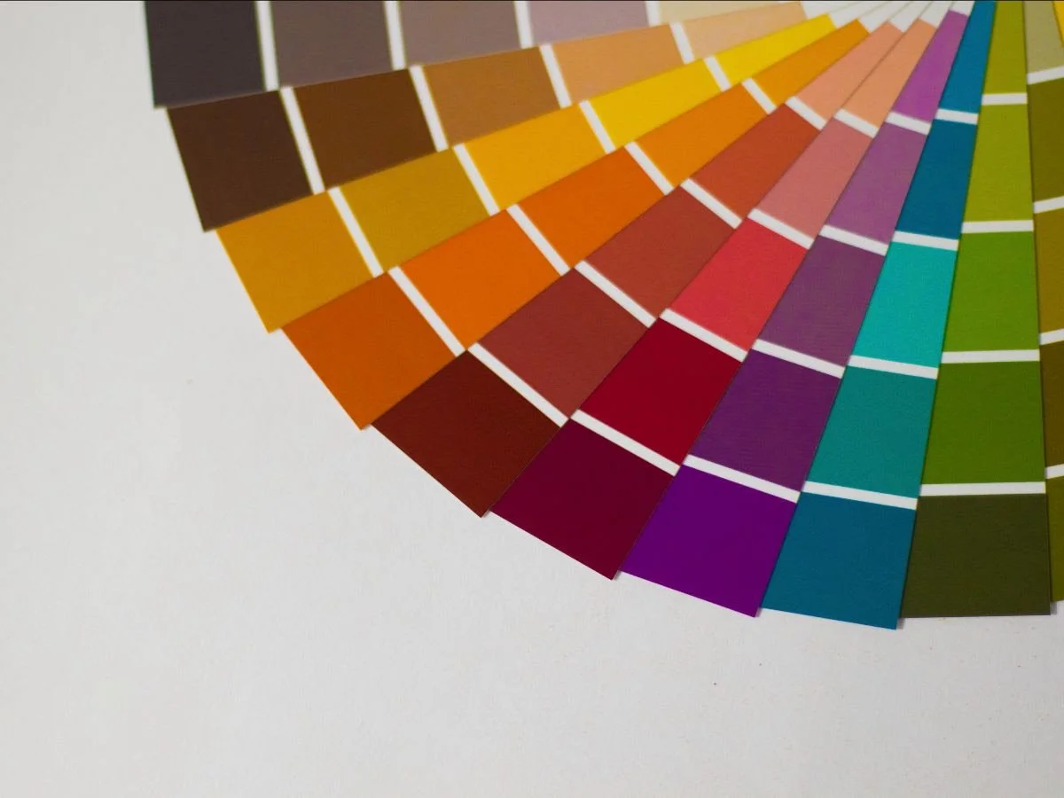 Paint colours, Goliaths and Concrete poetry