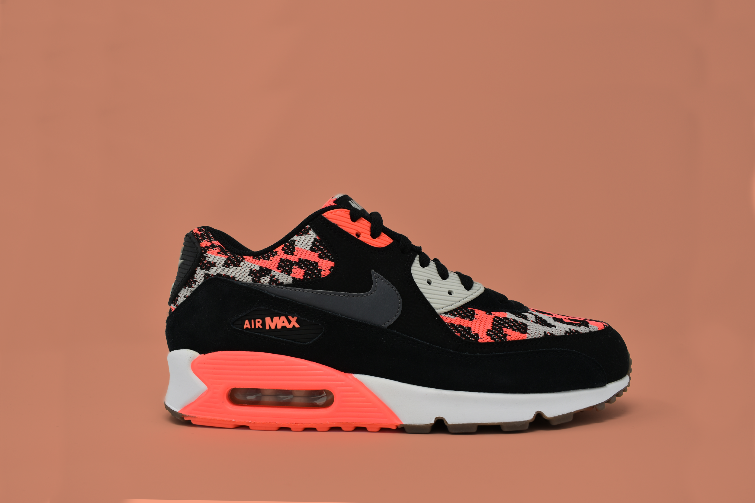 air max 90 hot lava