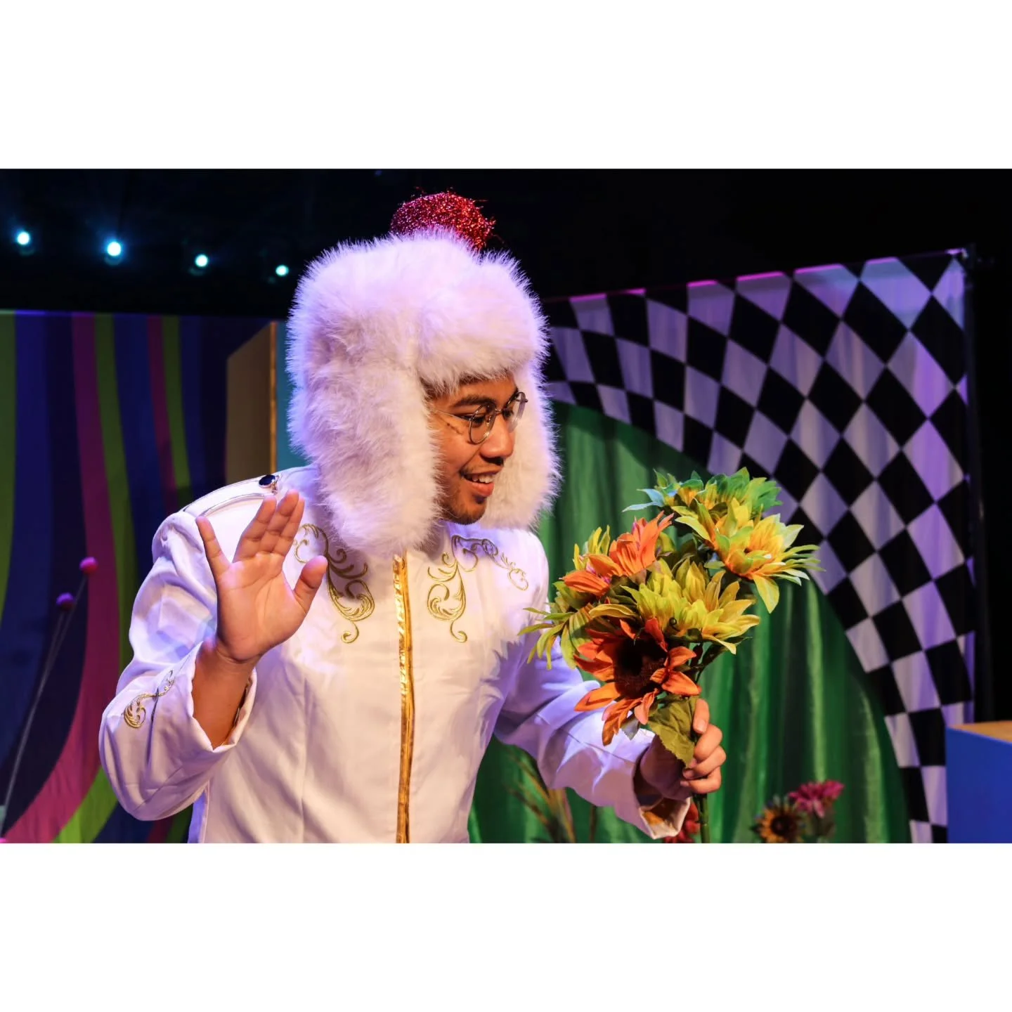 Curiouser and curiouser!
📸: @jessnorkus