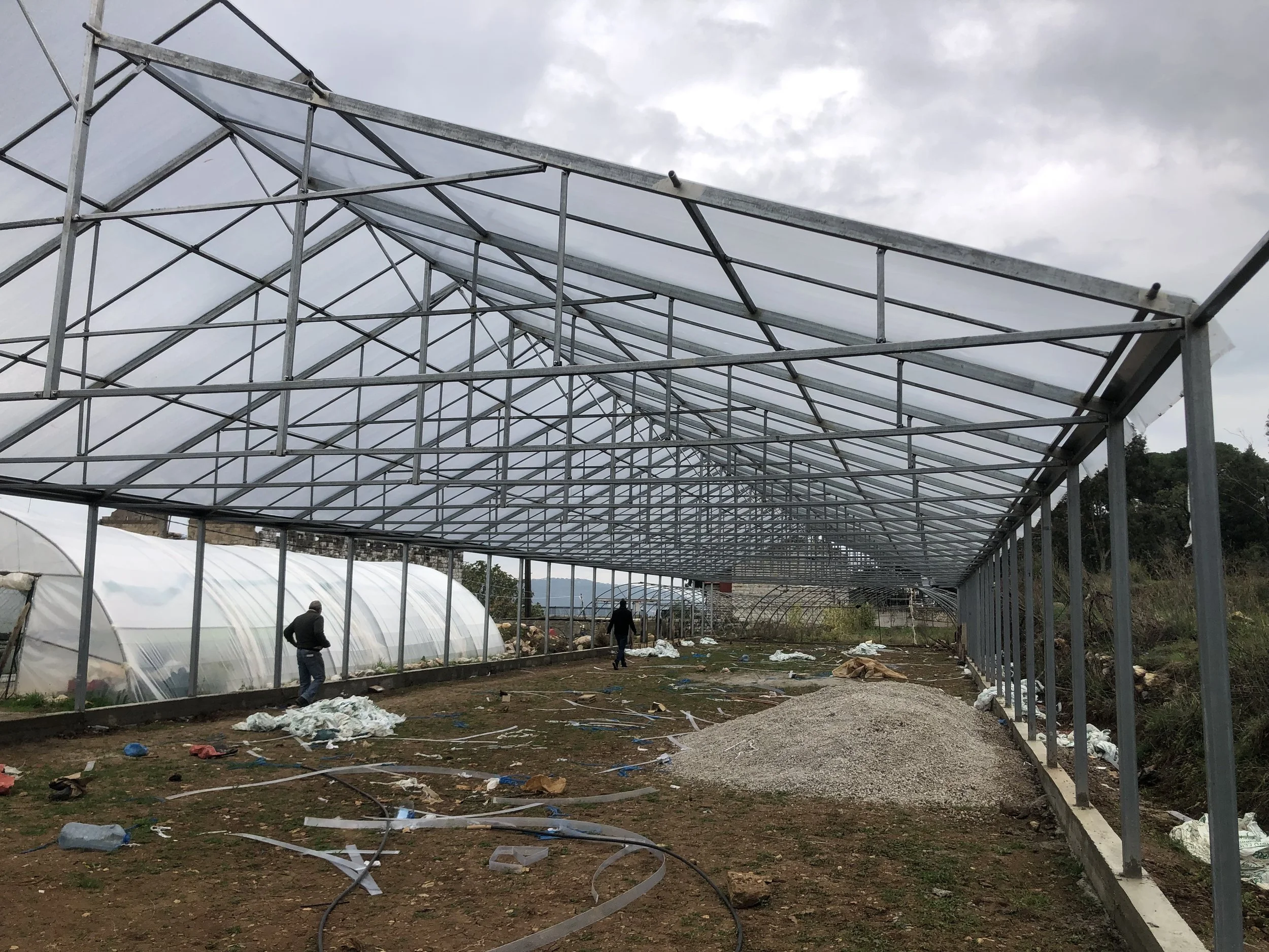 polycarbonate greenhouse for hydroponic farming