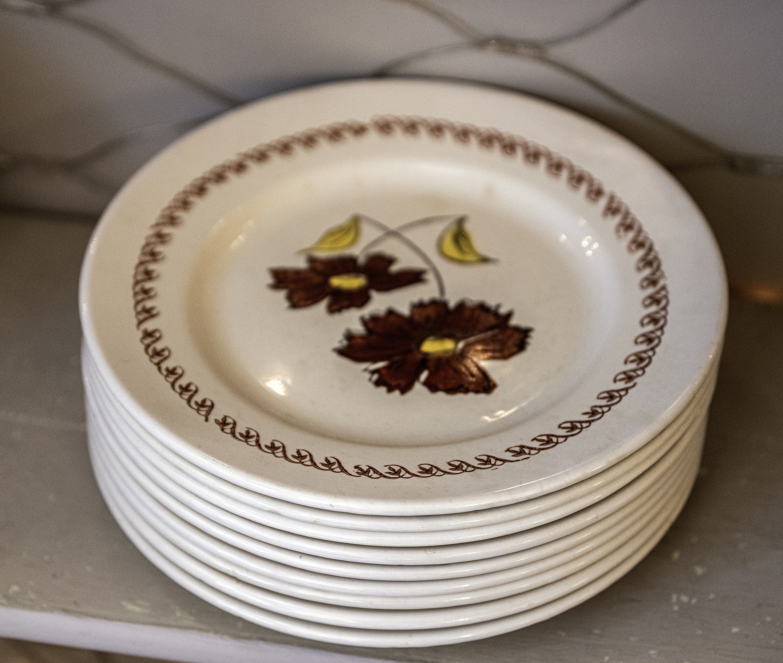 9 assiettes faience_01.JPG