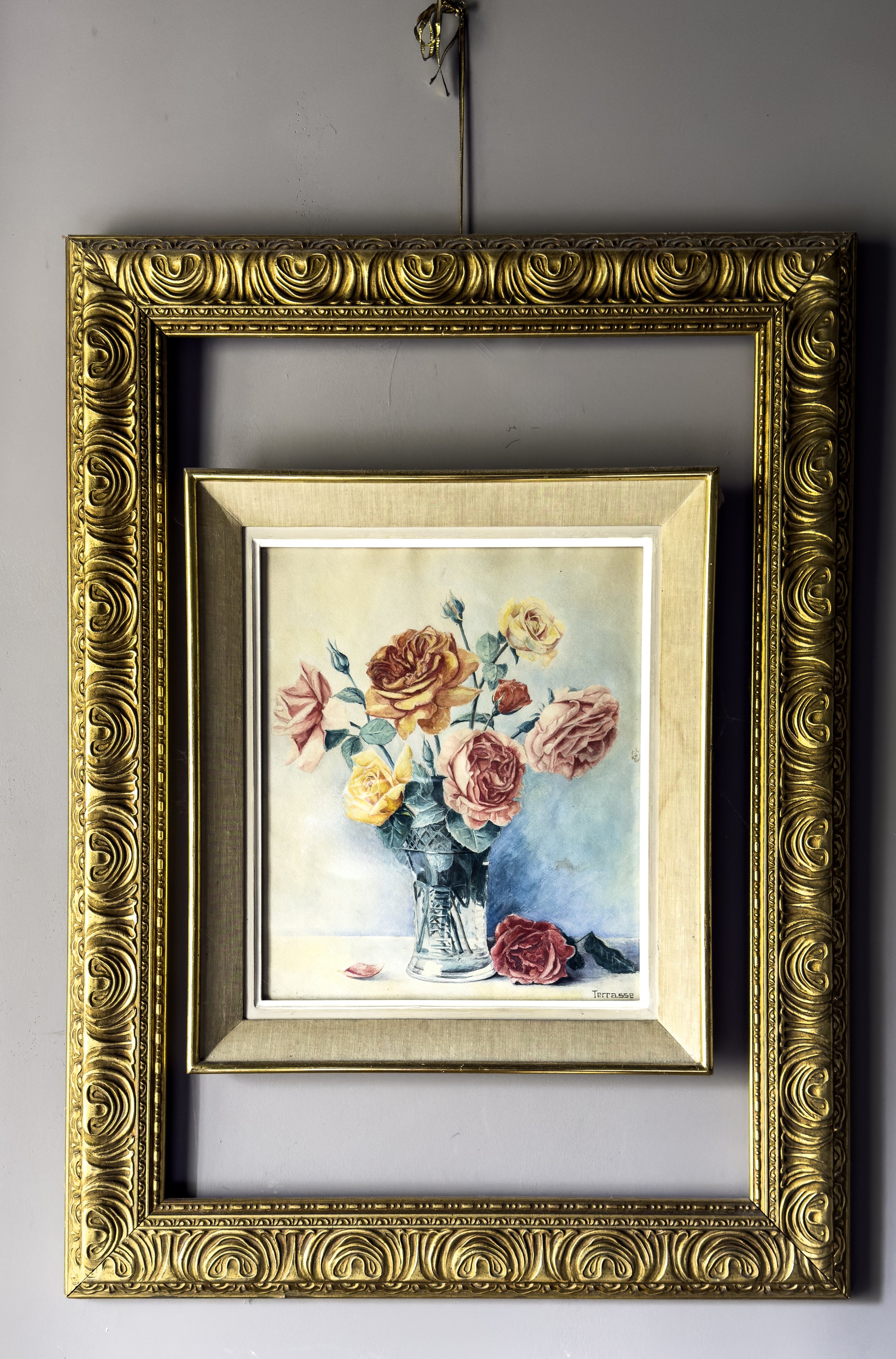 tableau fleurs cadre doré.jpg