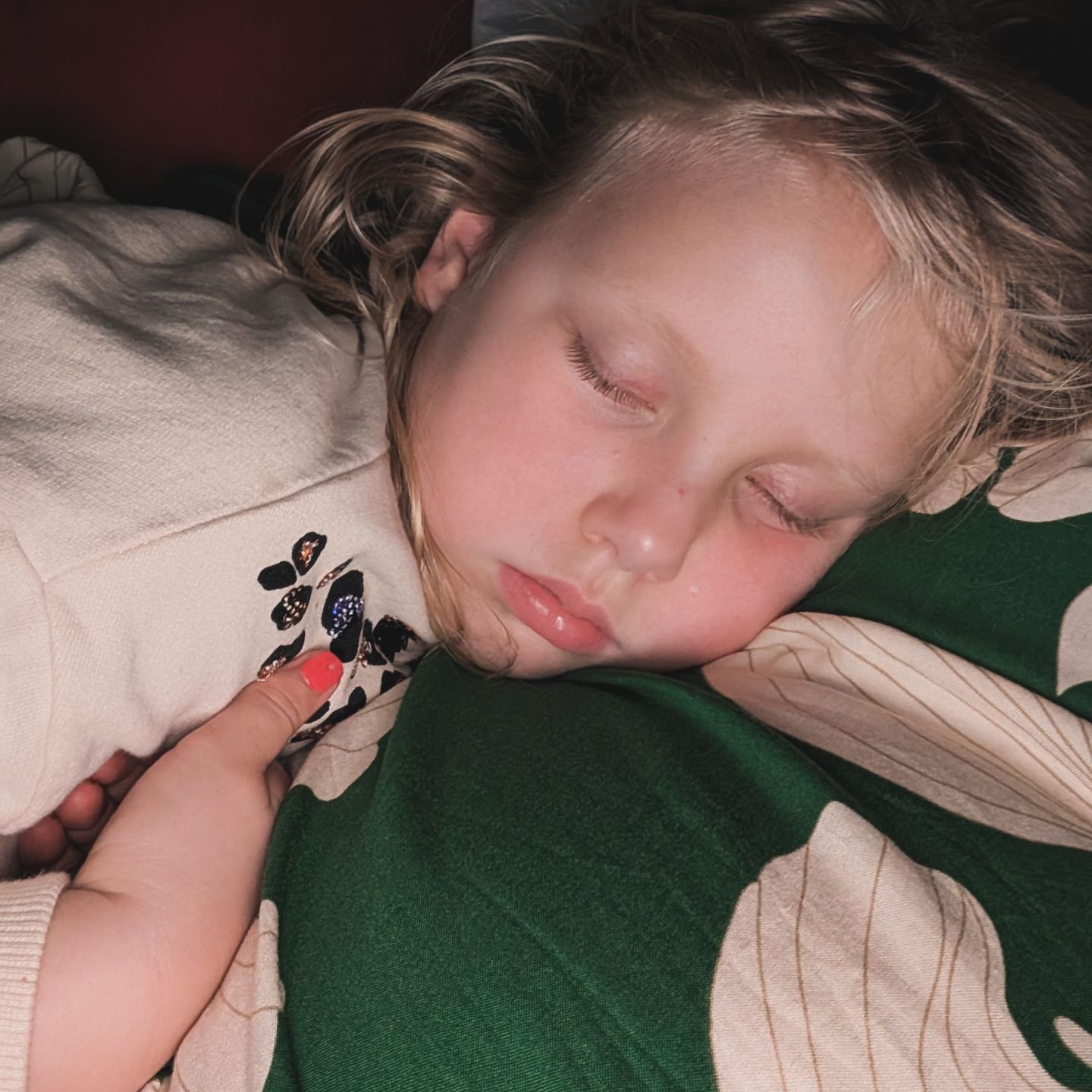 O U T  O F  O F F I C E  O N

Taking this nap in, I don't think she's napped on me since we stopped breastfeeding a year ago 🩷

We are currently enjoying the half term break in Newquay, the break is much welcomed after a busy couple of months.

My n