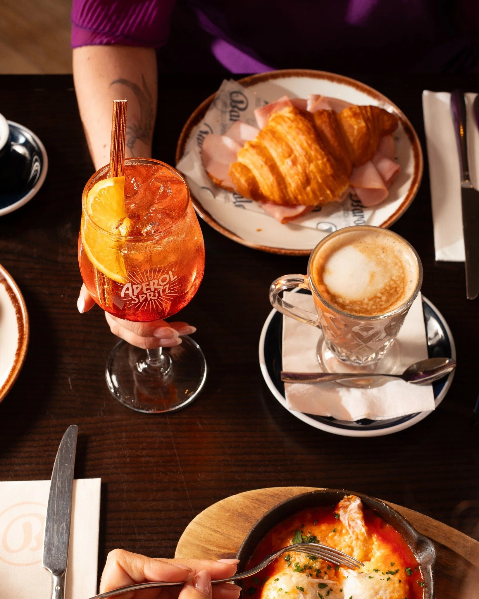 Brunch. Besties. Boujee vibes. 

Flaky pastries, pizza, pasta &amp; 4 drinks of your choice 🍹🍕

&pound;37.95pp | Sat&ndash;Sun 11am&ndash;1:30pm
Don&rsquo;t miss our Dolce Vita Brunch &ndash; it&rsquo;s weekend goals, sorted! 😍