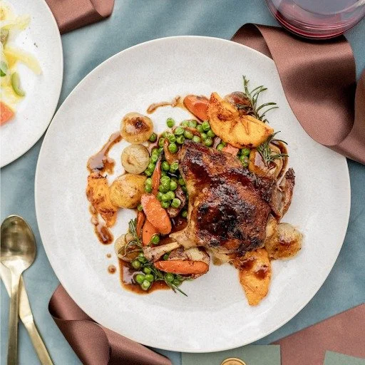 Happy First Day of Autumn!

We look forward to all the fall events and dining experiences to come. 🍁

Catering | @harvest_catering
Floral Design + Planning | @stephaniegibbsevents 
Host | @kiawahriverchs 
Linens | @stradleydavidson 
Paper | @hatchco