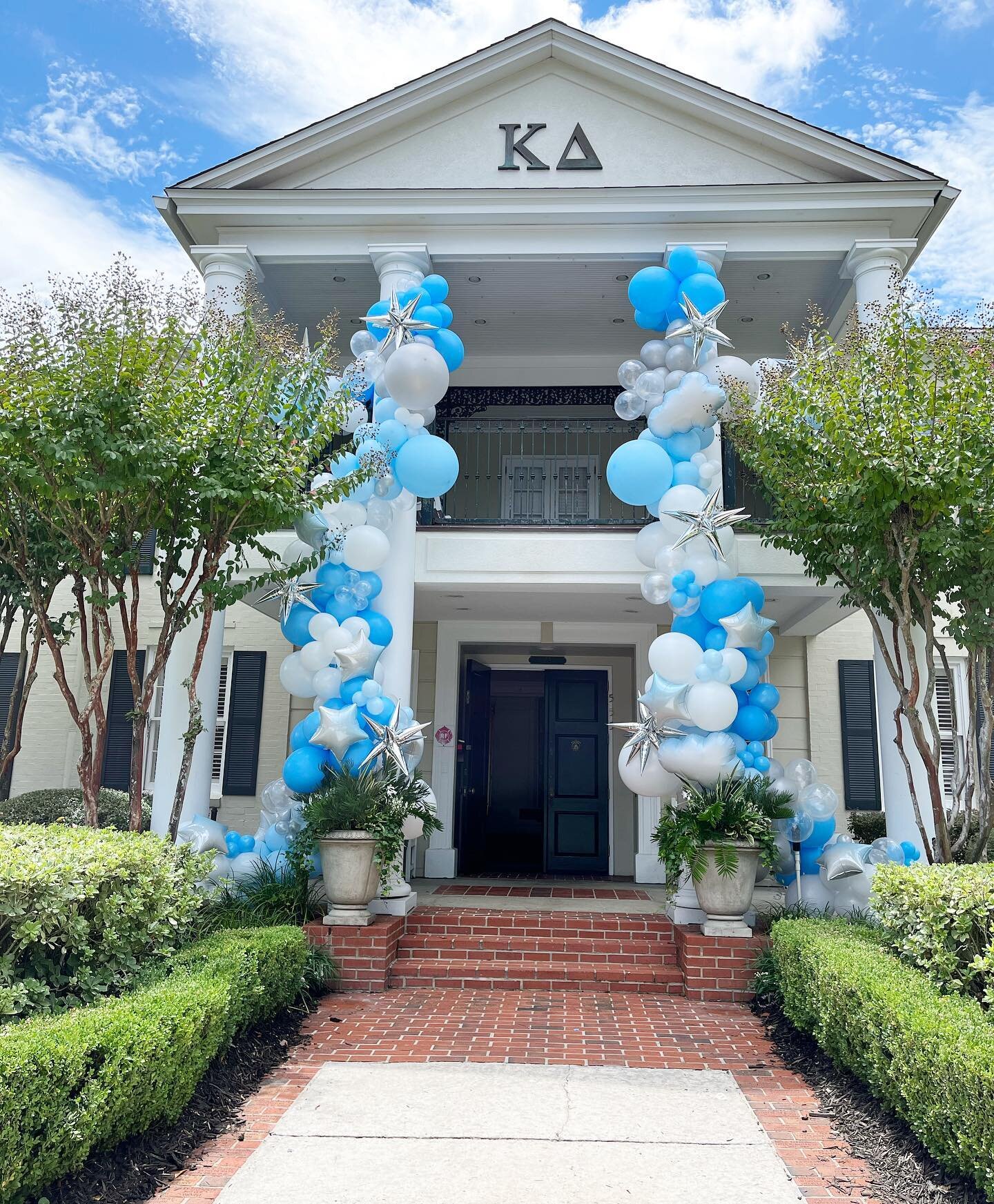 kappa delta bid day balloons 💙 happy bid day, ladies!