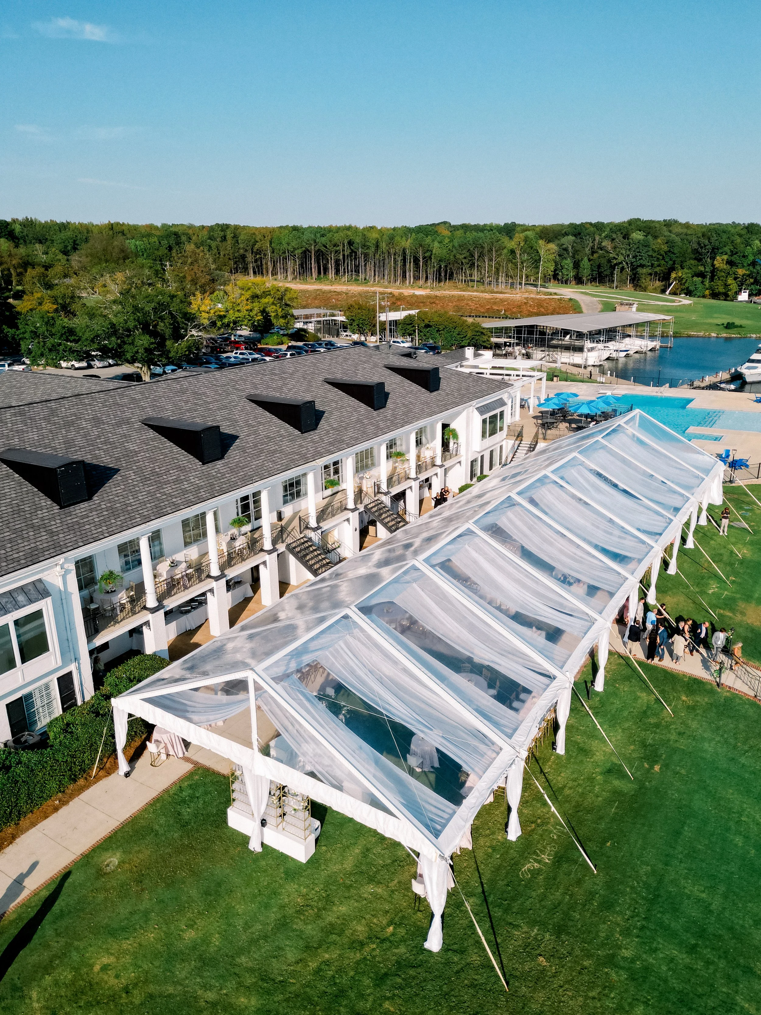 Clear top reception tent at a country club
