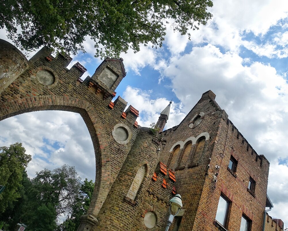 Spandauer Tor | Gutspark Groß Glienicke