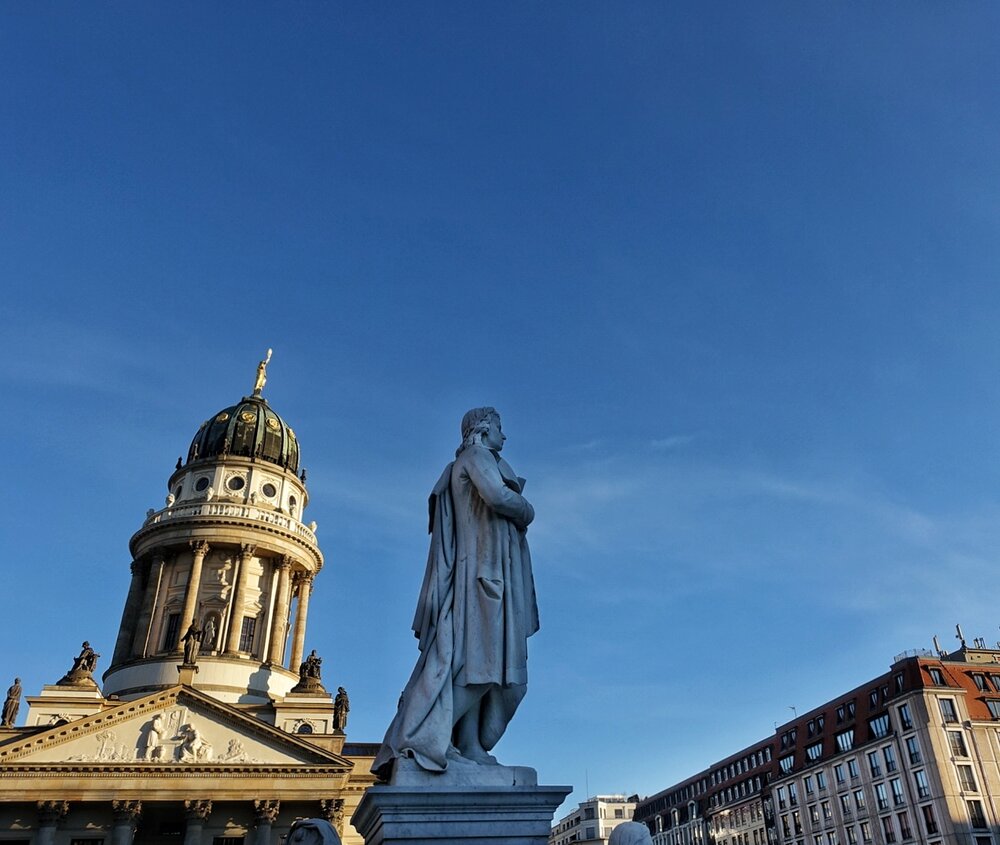 Schiller-Denkmal auf dem Gendarmenmarkt