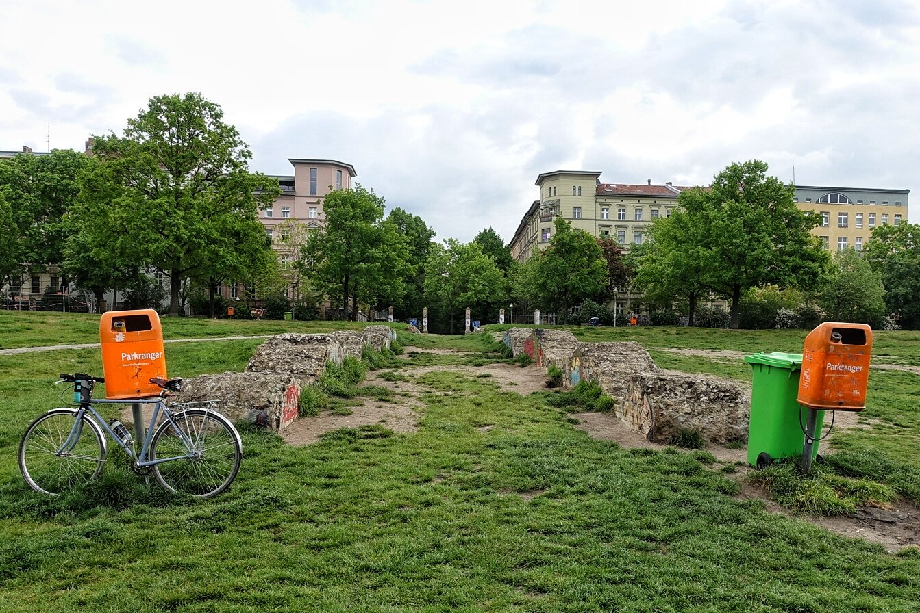 Harnröhre - Tunnel Görlitzer Park