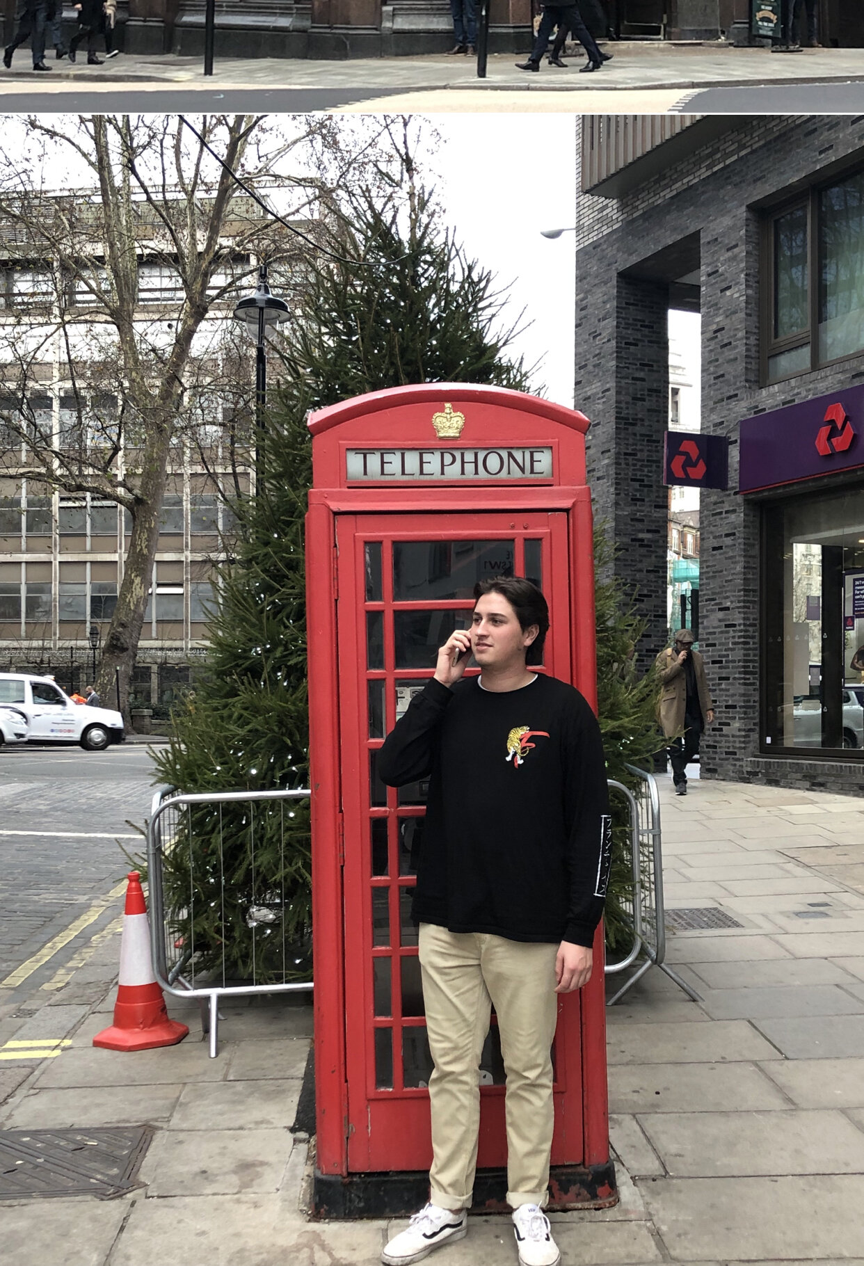 anna-cardamon-london-red-phone-booth-art