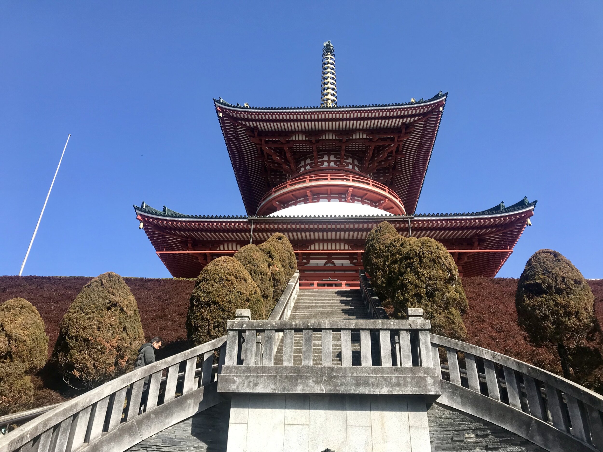 anna-cardamon-narita-temple-japan