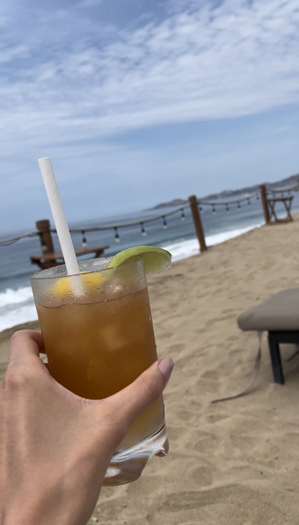 anna-cardamon-jw-marriott-beach-drinks.jpeg