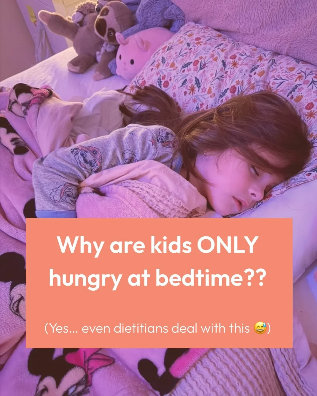 Last night we had a bedtime snack standoff.
Yes &mdash; even in a dietitian&rsquo;s house.
My daughter skipped most of dinner, then felt starving right before bed&hellip; for the fourth night in a row.
And honestly? I felt torn between: 👉 honoring h