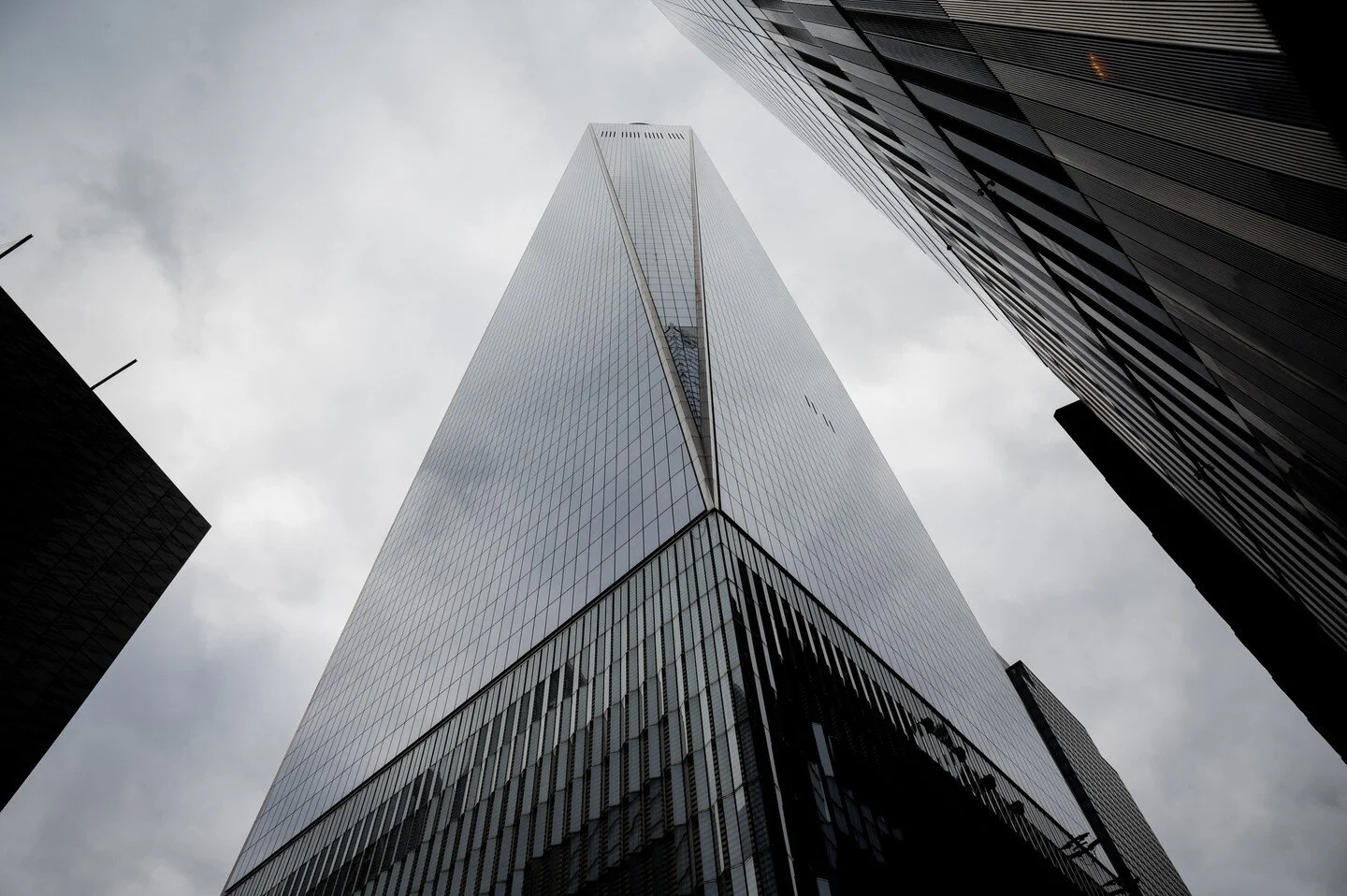 Below the Freedom Tower⁠
⁠
#freedomtower #wtc #clouds #architecture #buildings #bestarchitecture #igarchitecture #architectural #beautifularchitecture #modernism #modernarchitecture #architecturelovers #architecturephotography #NYC #newyorkcity #biga