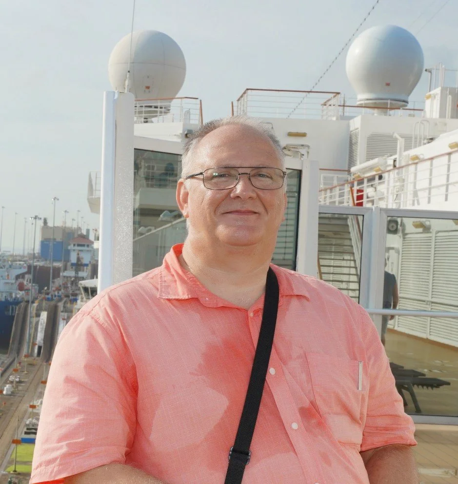 Frank Bio pic 2023[4404].JPG