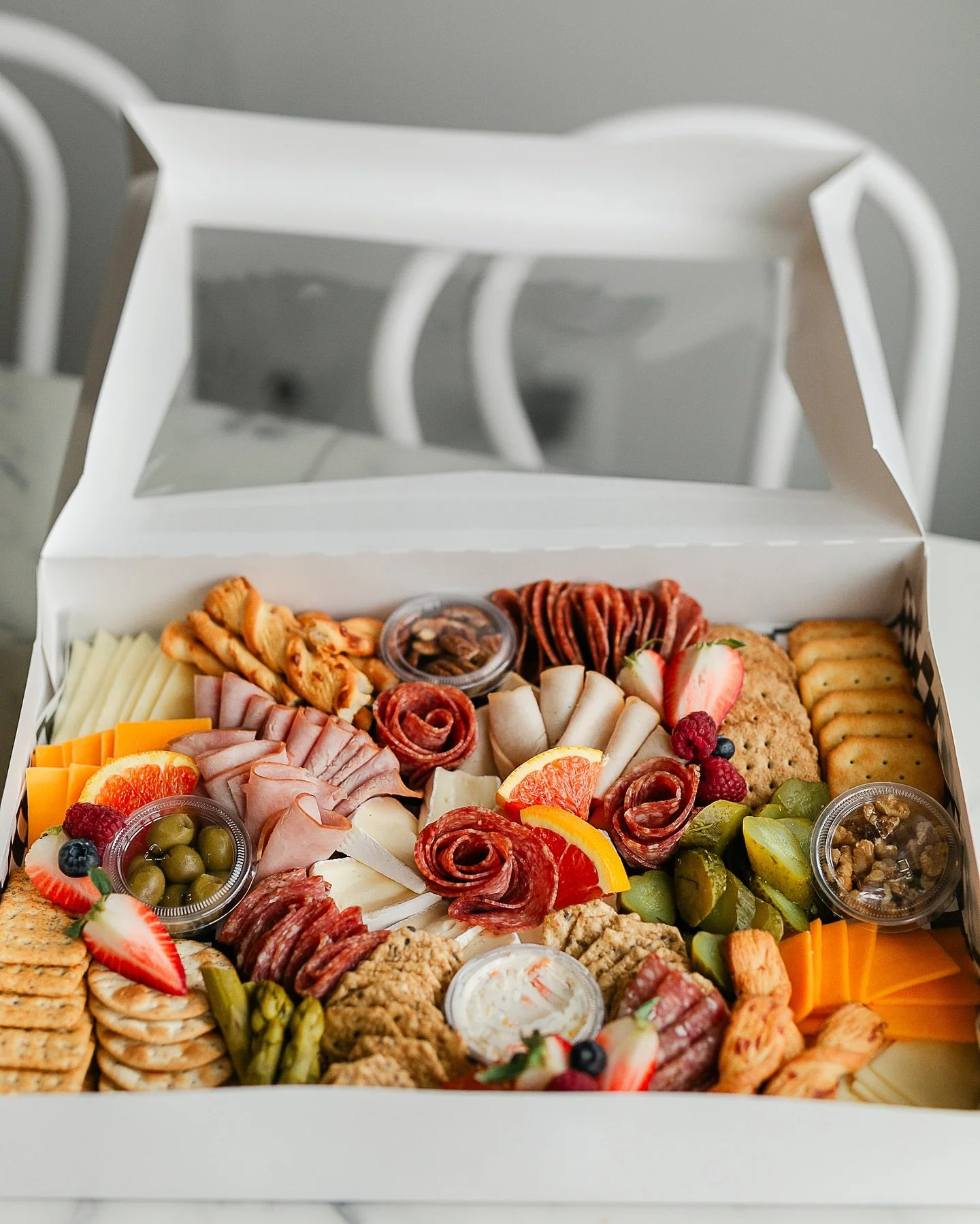 &lsquo;Tis the season to celebrate + we&rsquo;re here to cater! 🎄
From finger sandwiches to festive dessert trays, our catering menu makes hosting easy (and delicious!).
Perfect for Christmas parties, office events, or cozy get-togethers.
Tap &ldquo