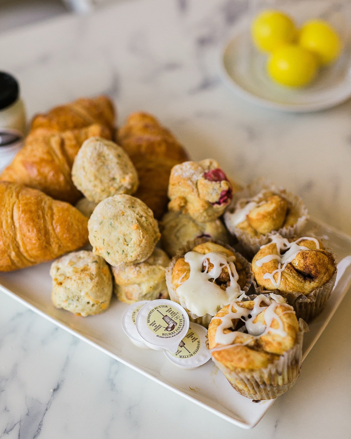 🎄 Christmas Morning Box 🎄

Let us help make your Christmas morning cozy, delicious, and stress-free ✨
Our Christmas Morning Box is filled with an assortment of freshly baked mini cinnamon buns, scones, savory biscuits, and buttery croissants, along