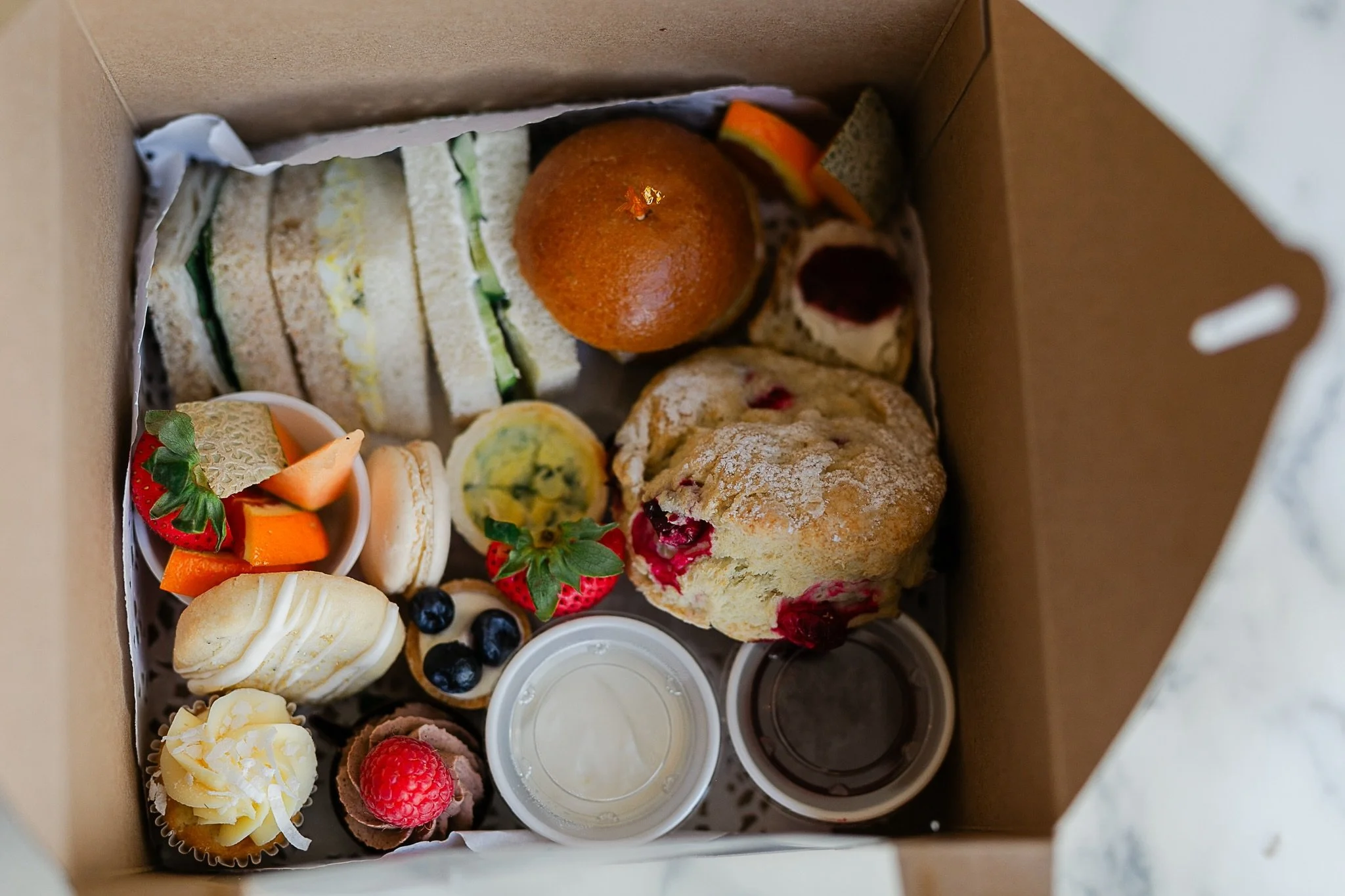 Guess what&rsquo;s coming up?!
Mother&rsquo;s Day !🌸
Celebrate Mom from the comfort of home with our beautiful high tea to-go experience!

✨ Available for pickup May 9 &amp; 10
⏰ Pickup window: 9:00&ndash;9:30 AM
🛍️ Order now through our website (l