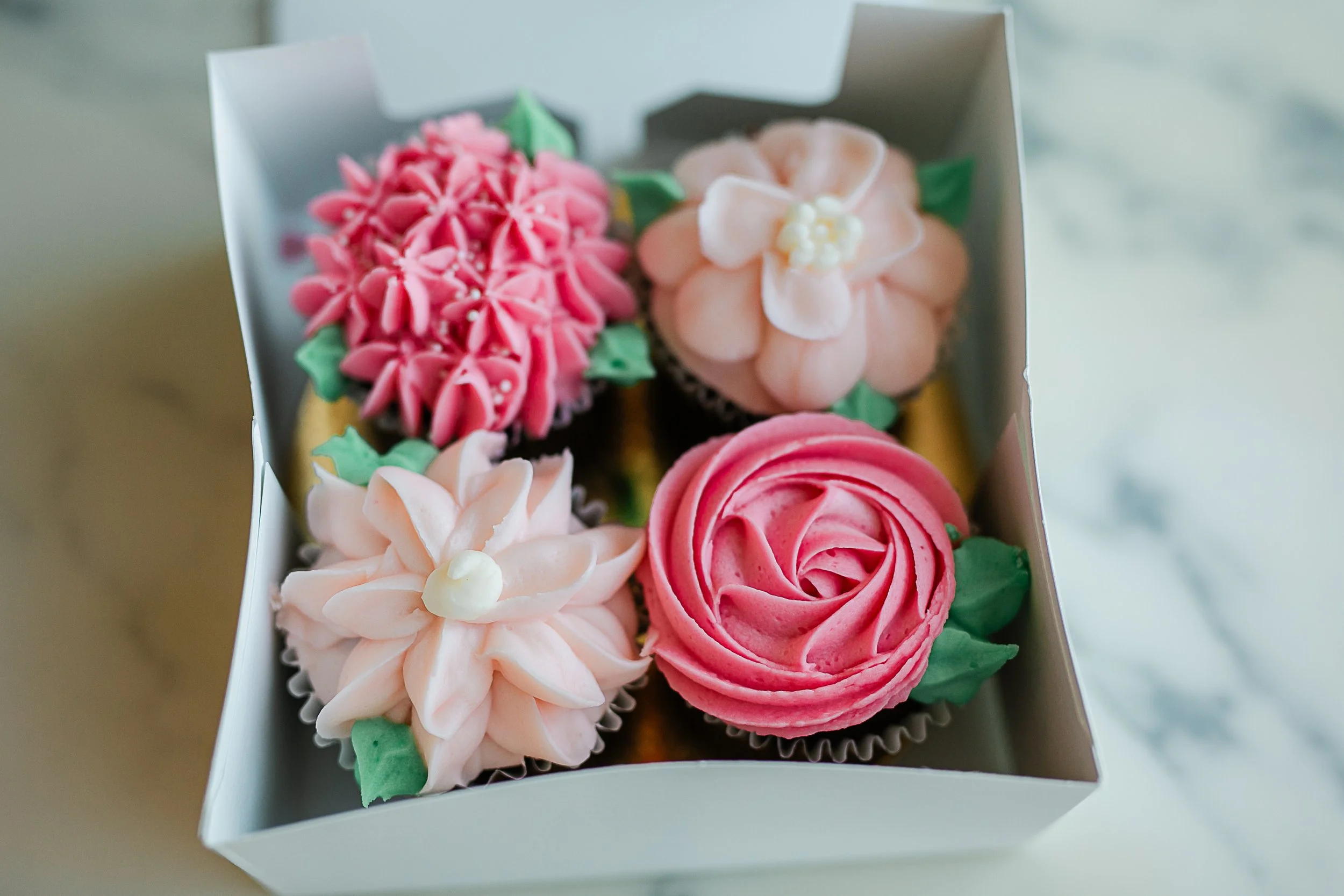 VDay-Flower-Cupcake-4-Pack-ASSORTED-4.jpg