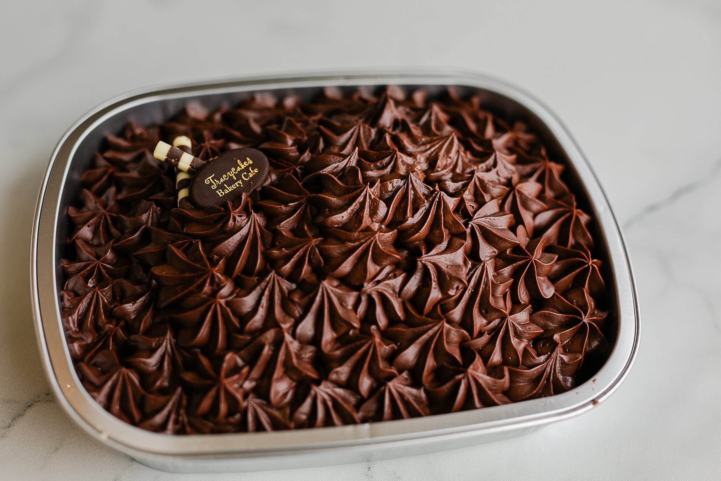 20-Year-Tin-Cake_Chocolate-5.jpg