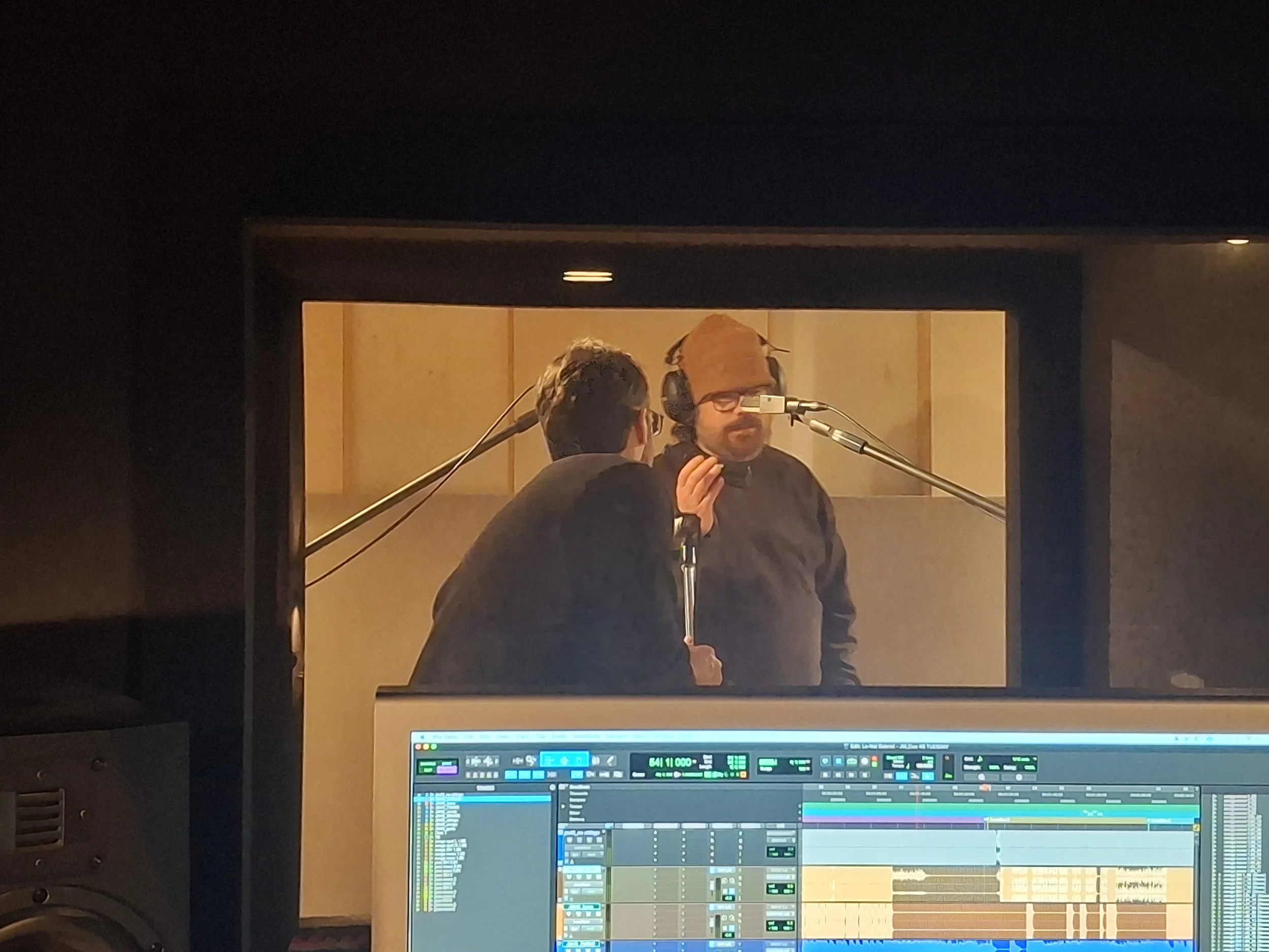 Behind the scenes of recording percussion for Julián with Ed Squires (percussion) and Dave Plowman (recording engineer)