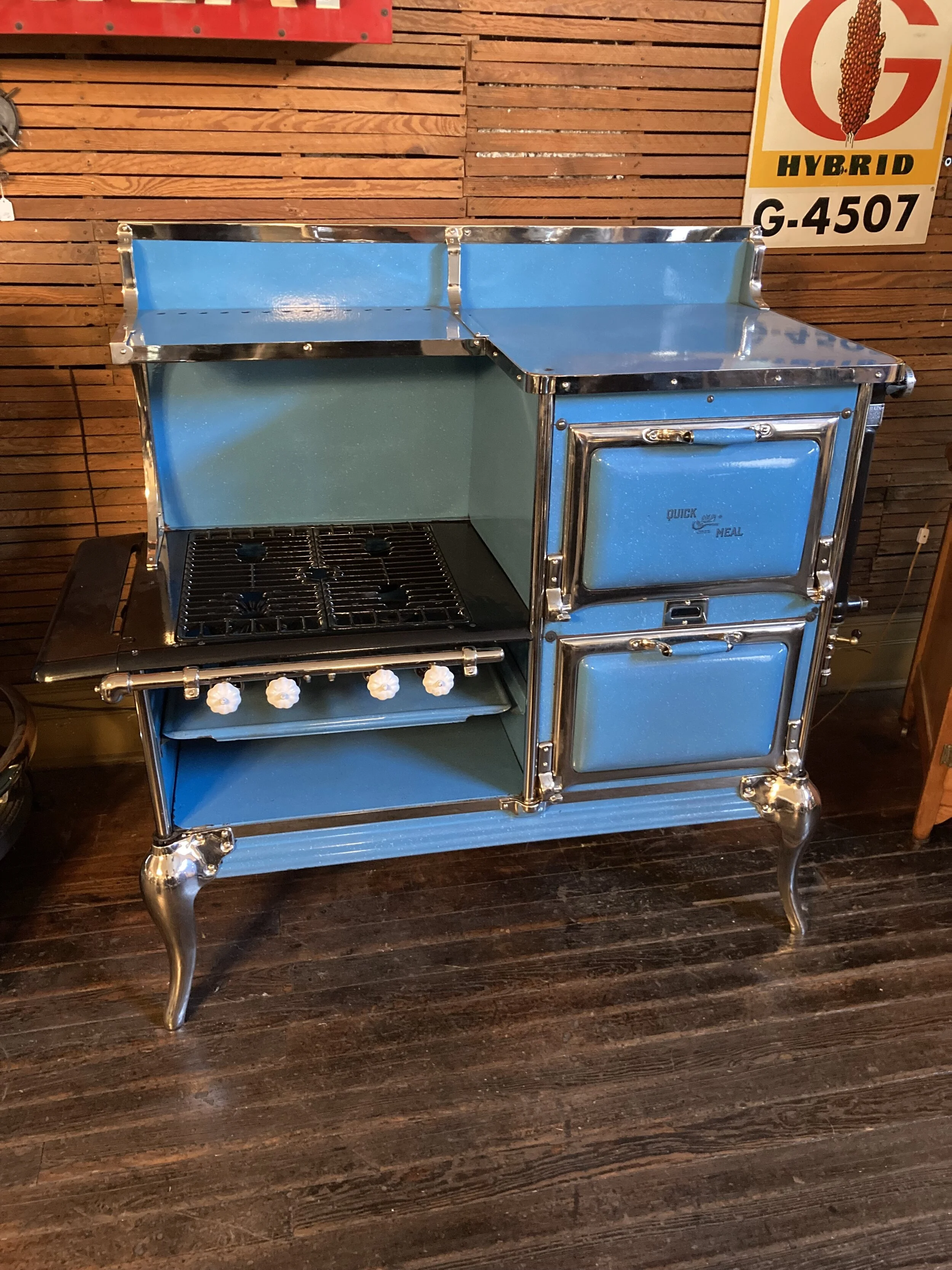 Antique Gas Stoves — Mill Creek Antiques (Home)